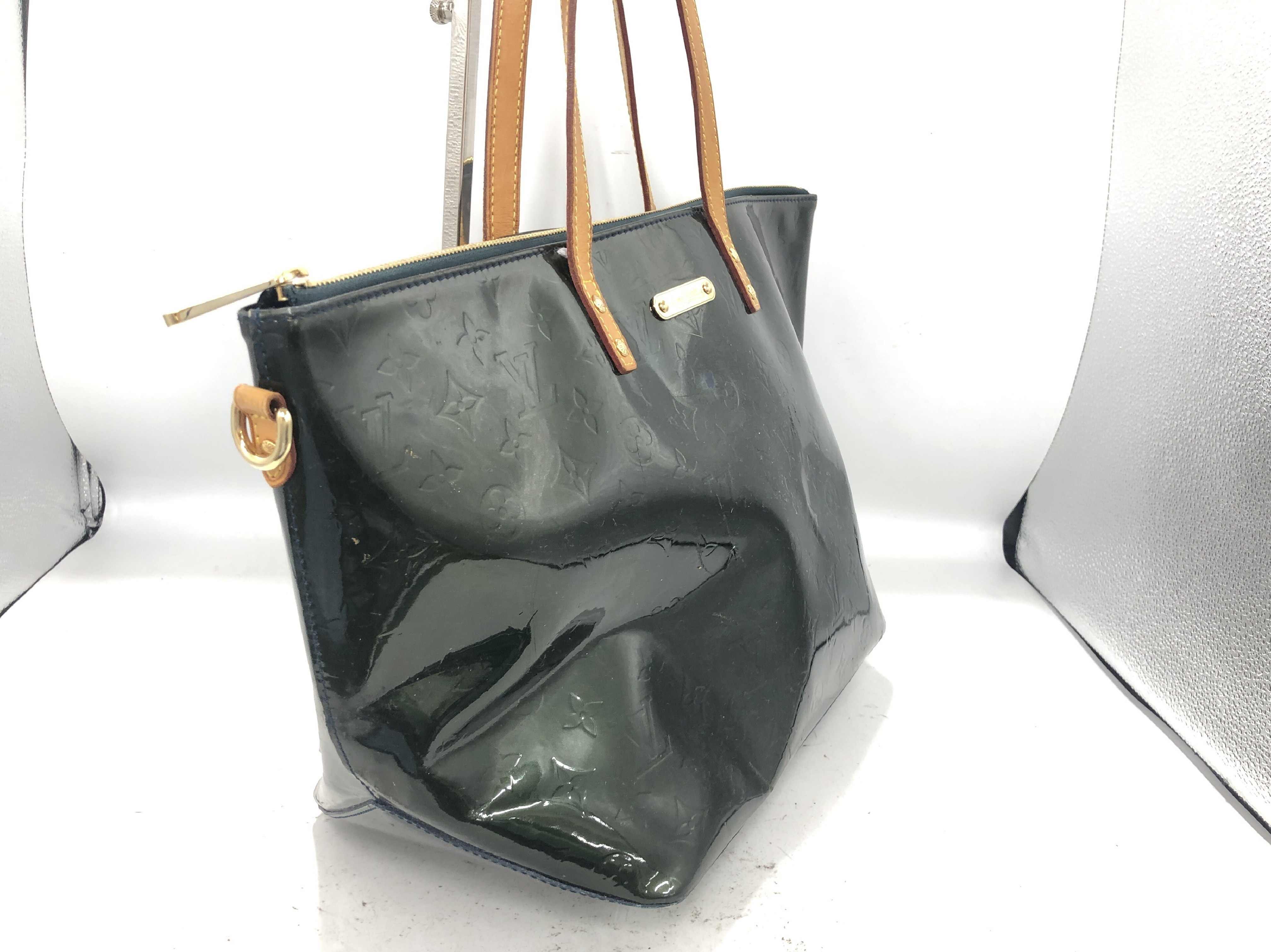 Vernis Pervue PM M93671 FL1032 Patent Leather Blue Nuit Tote Bag — view 3