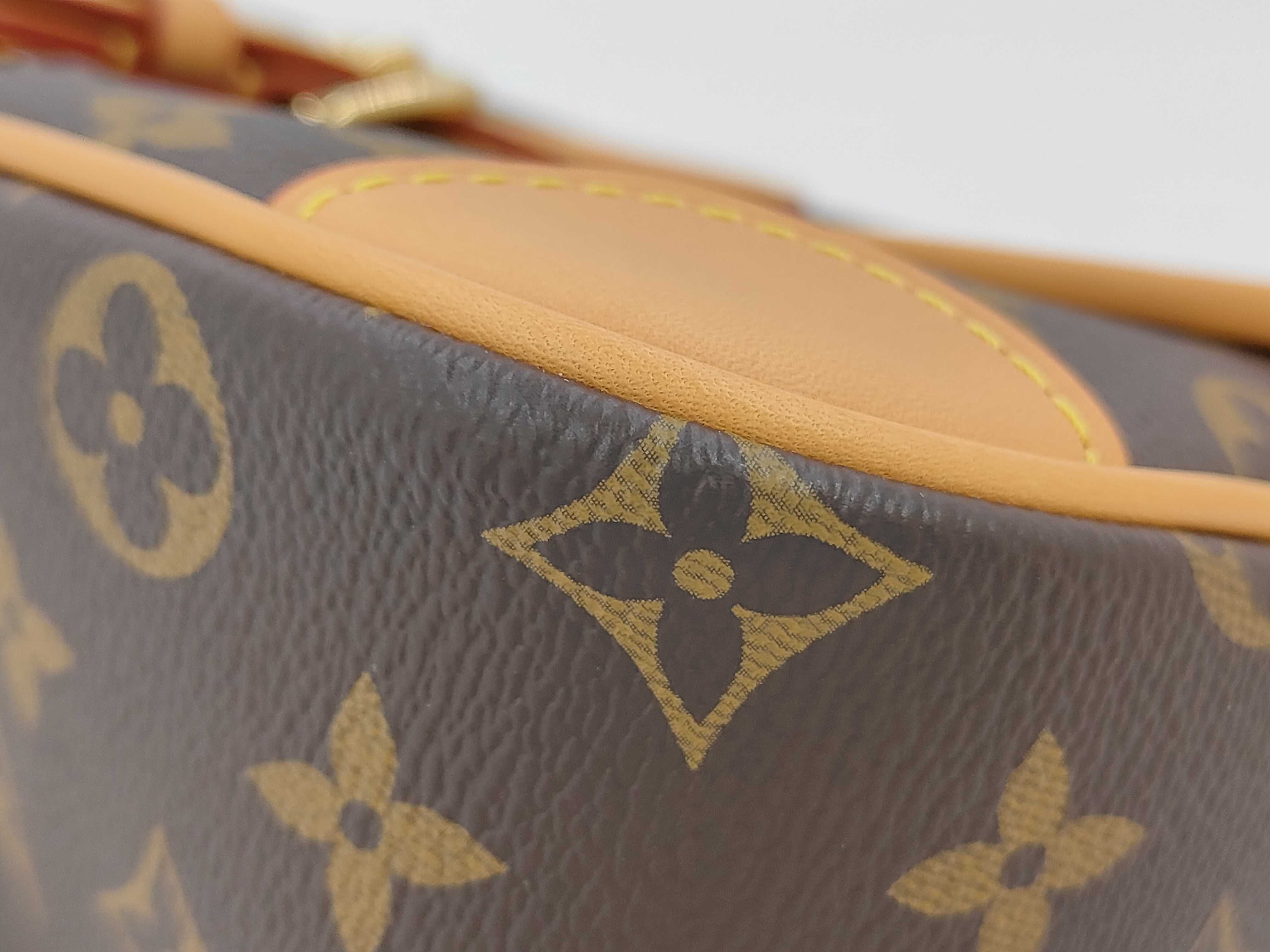 Diane Monogram M45985 Shoulder Bag — view 7