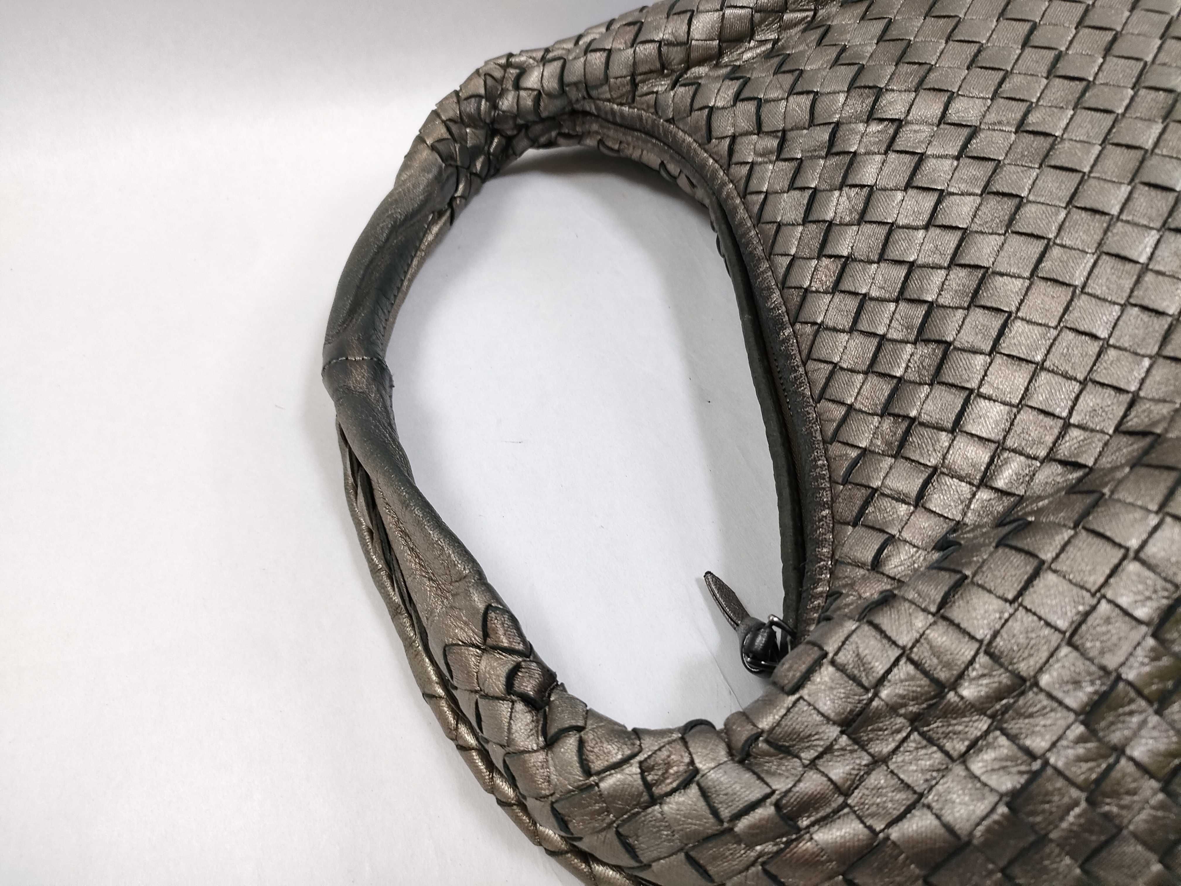 Intrecciato Hobo Leather Bag Handbag — view 3