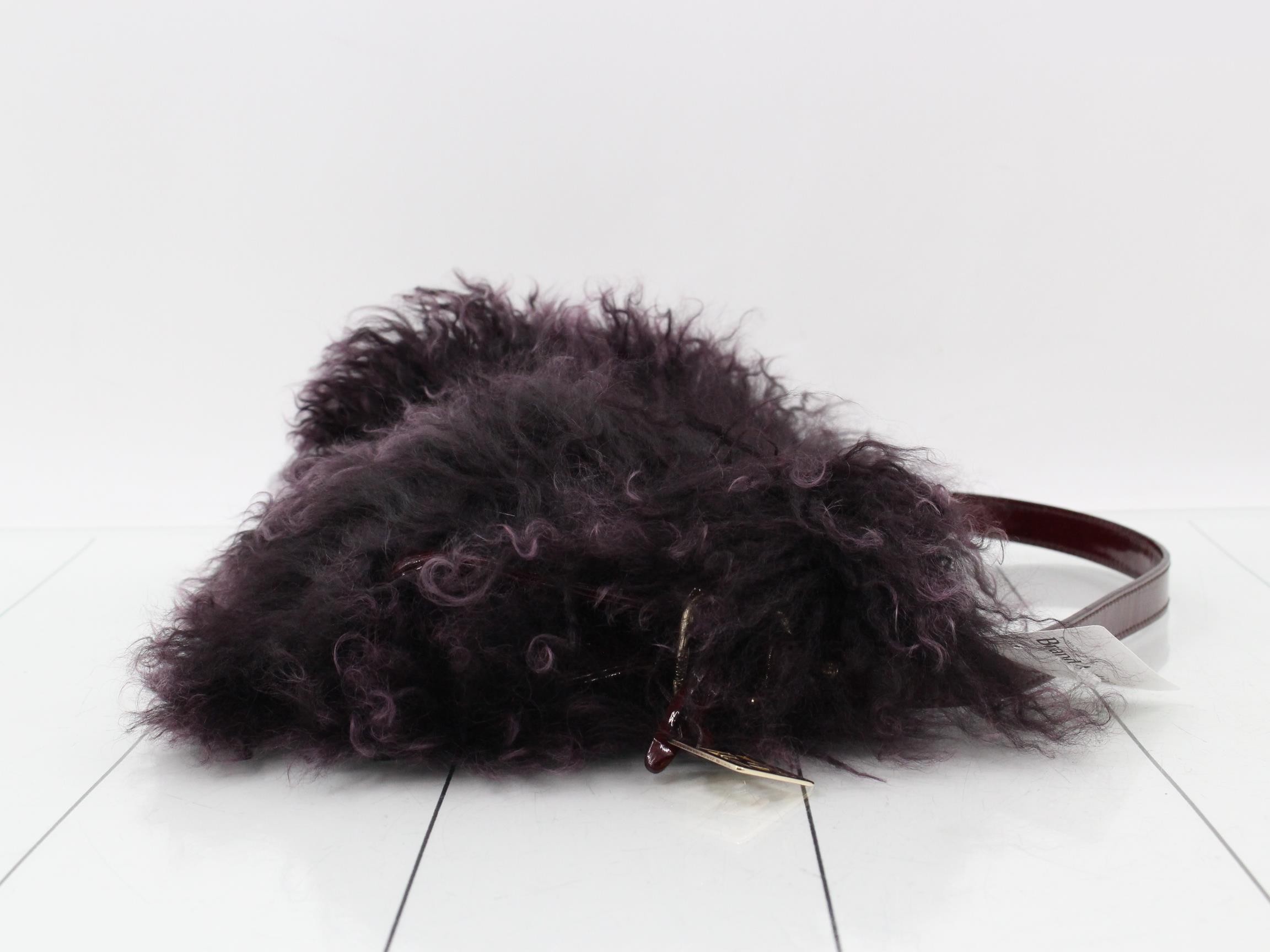 Other lines: Bags, Shoulder bags, Fur — view 3