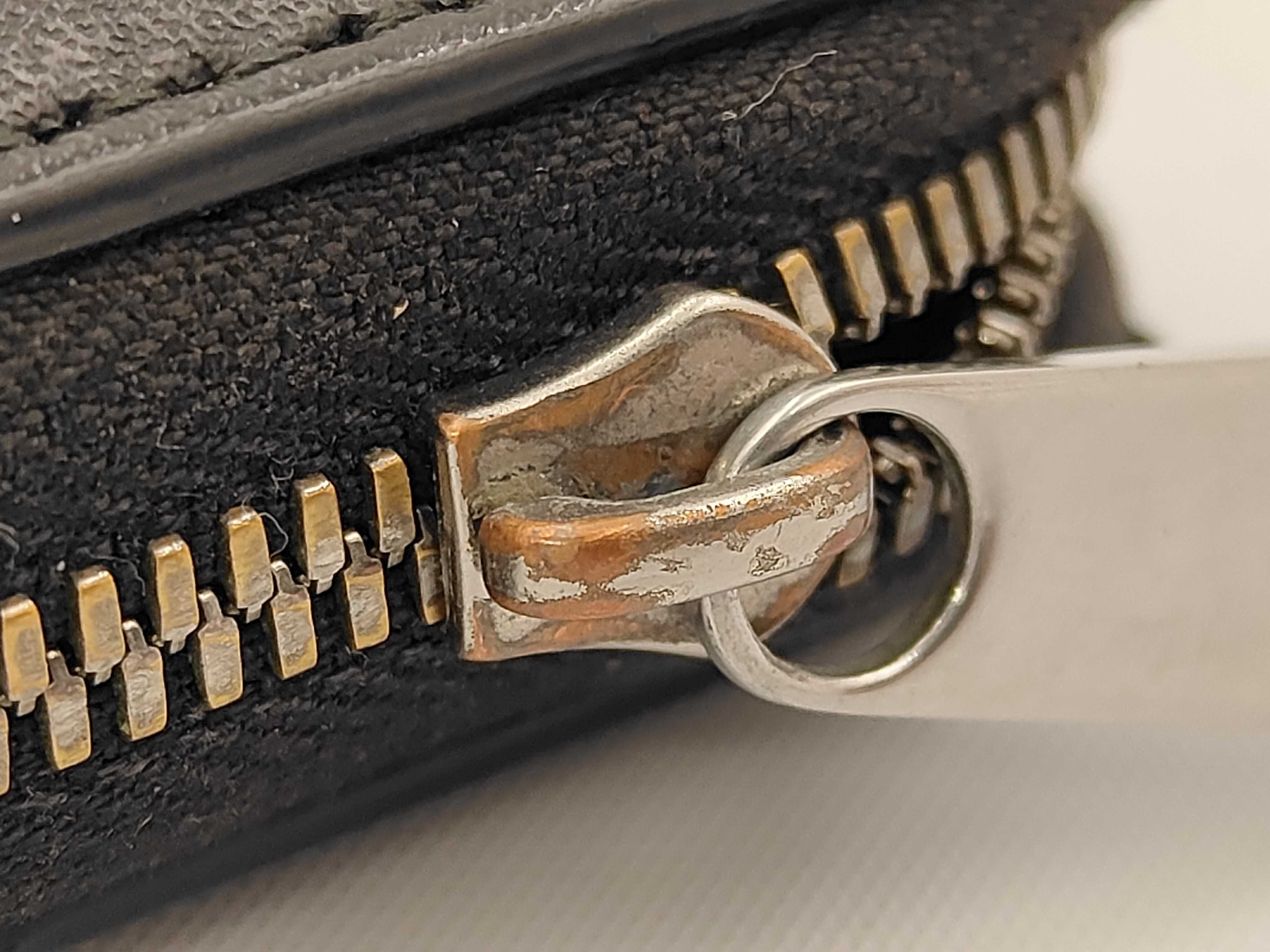 wallet — view 5