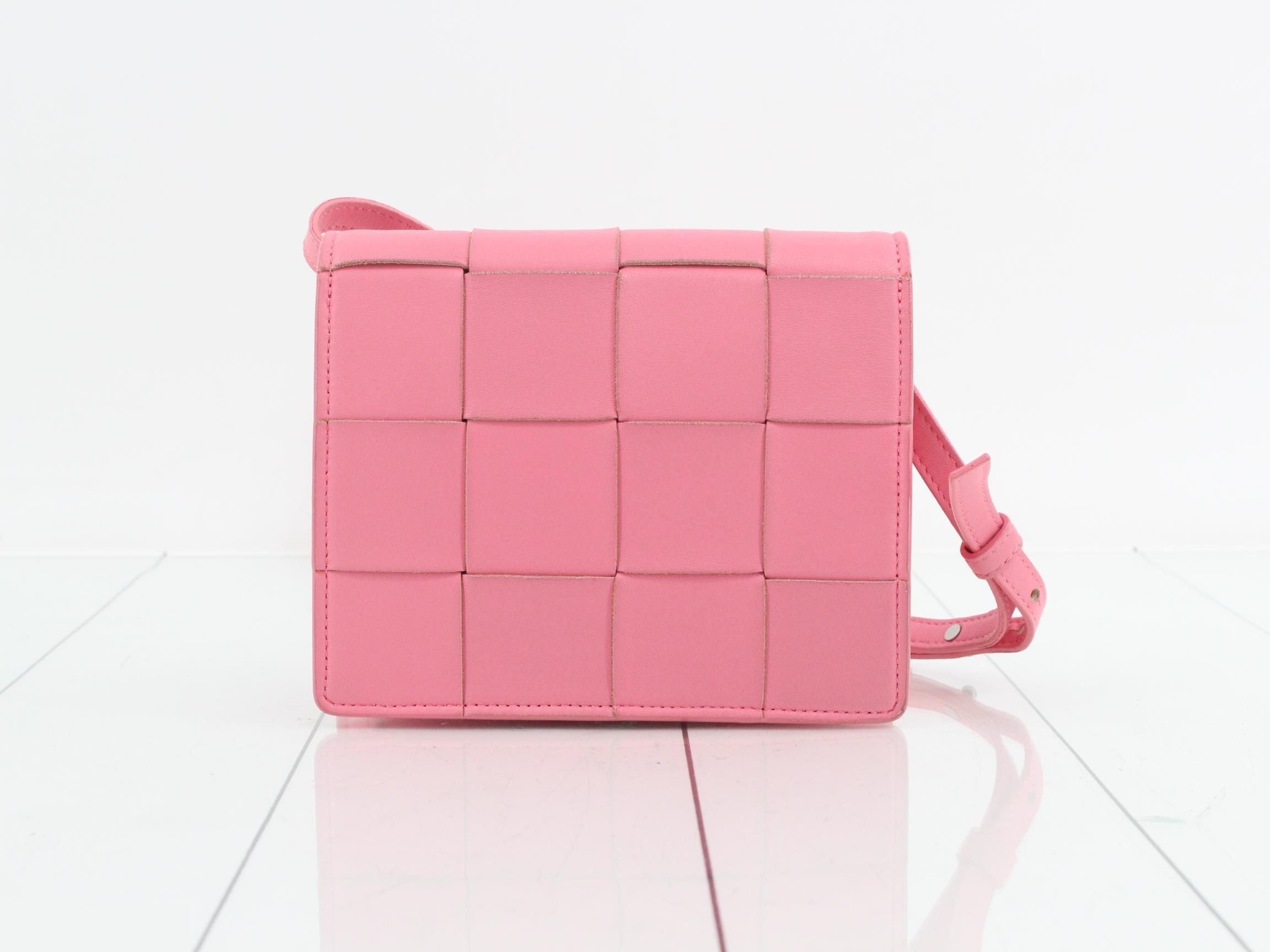 Intrecciato (bag) - Shoulder bag - Pink — view 2