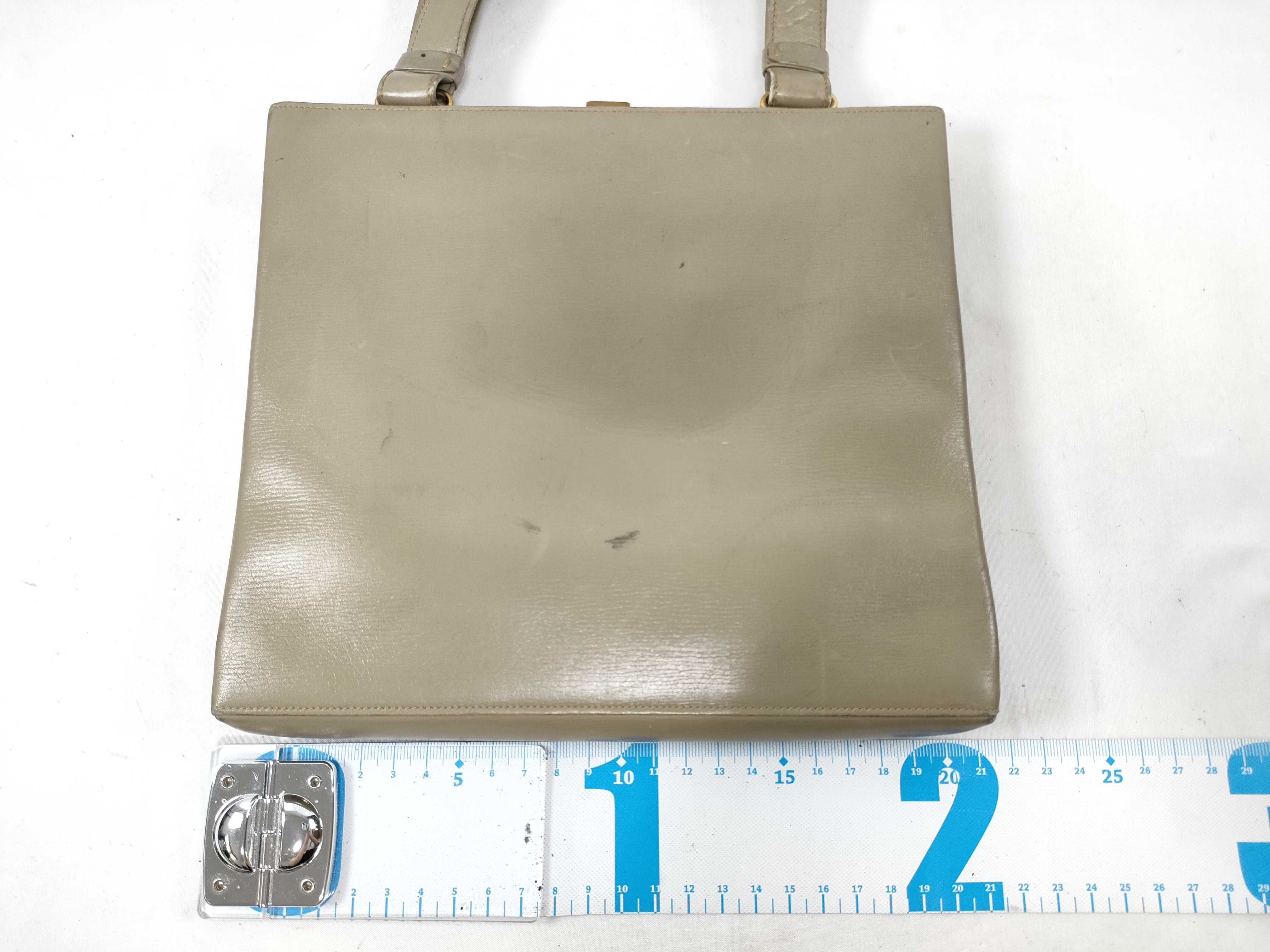 handbag — view 2