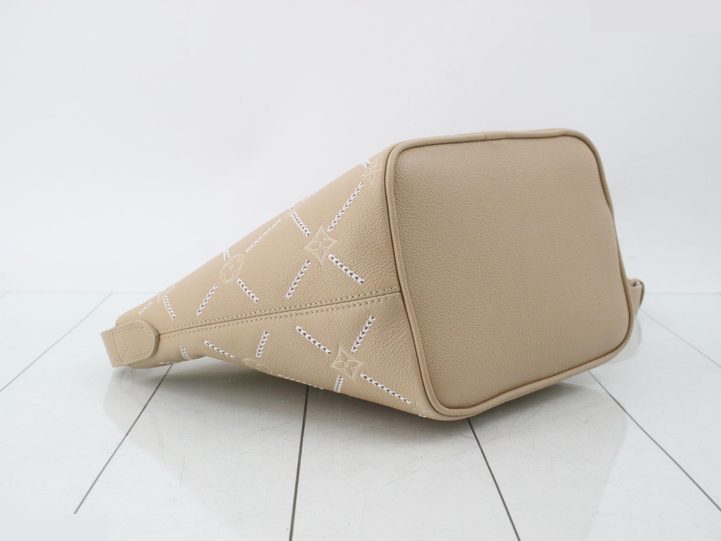 Unused M28524 All-in MM Shoulder Bag — view 5