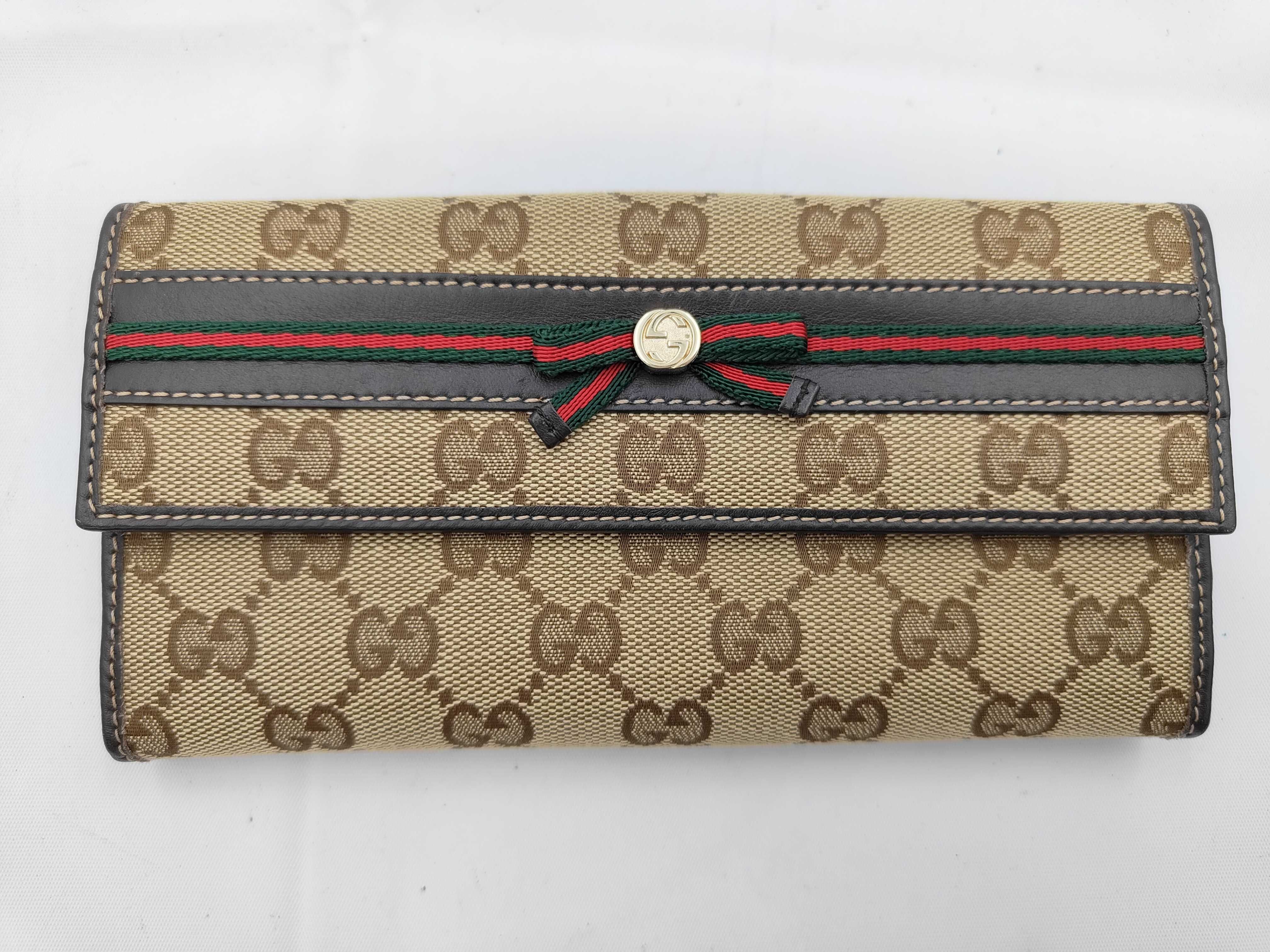 256933 GG Wallet