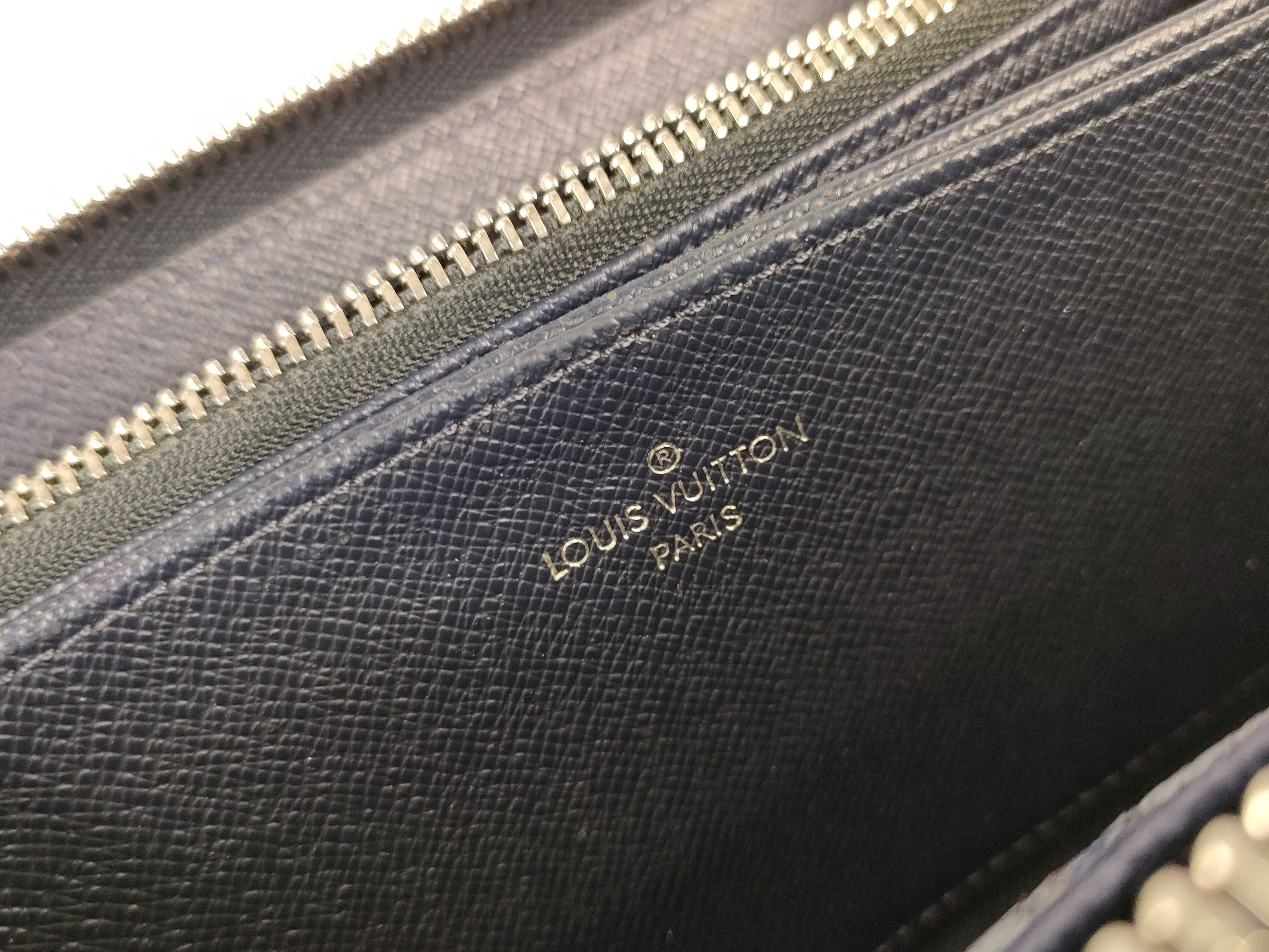 LV Escale Monogram Giant Zippy Wallet Round Zipper Long Wallet Blue Tie-Dye M68841 Wallet — view 13