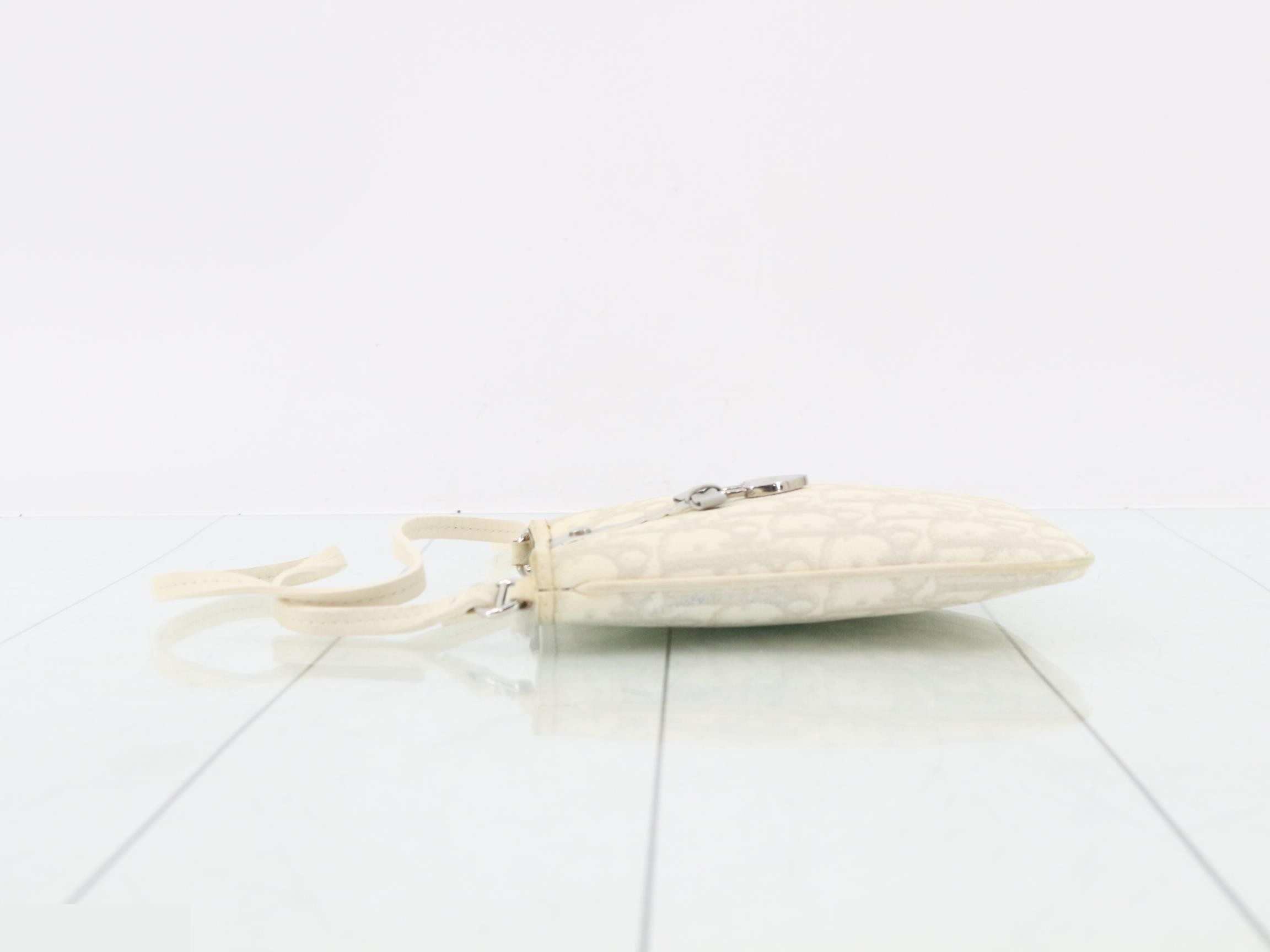 Trotter (bag) - Shoulder bag - White — view 4