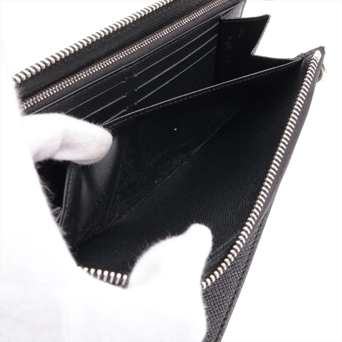 Taiga Zippy Dragonne M69409 Black Round Zip Wallet (RFID detected) — view 4