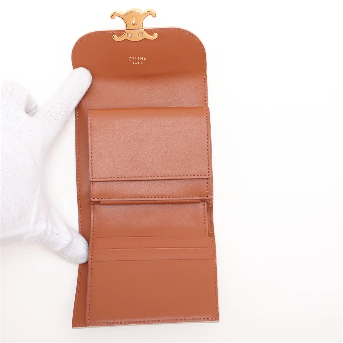 Triomphe Small Flap Wallet Leather Compact Wallet Beige — view 4