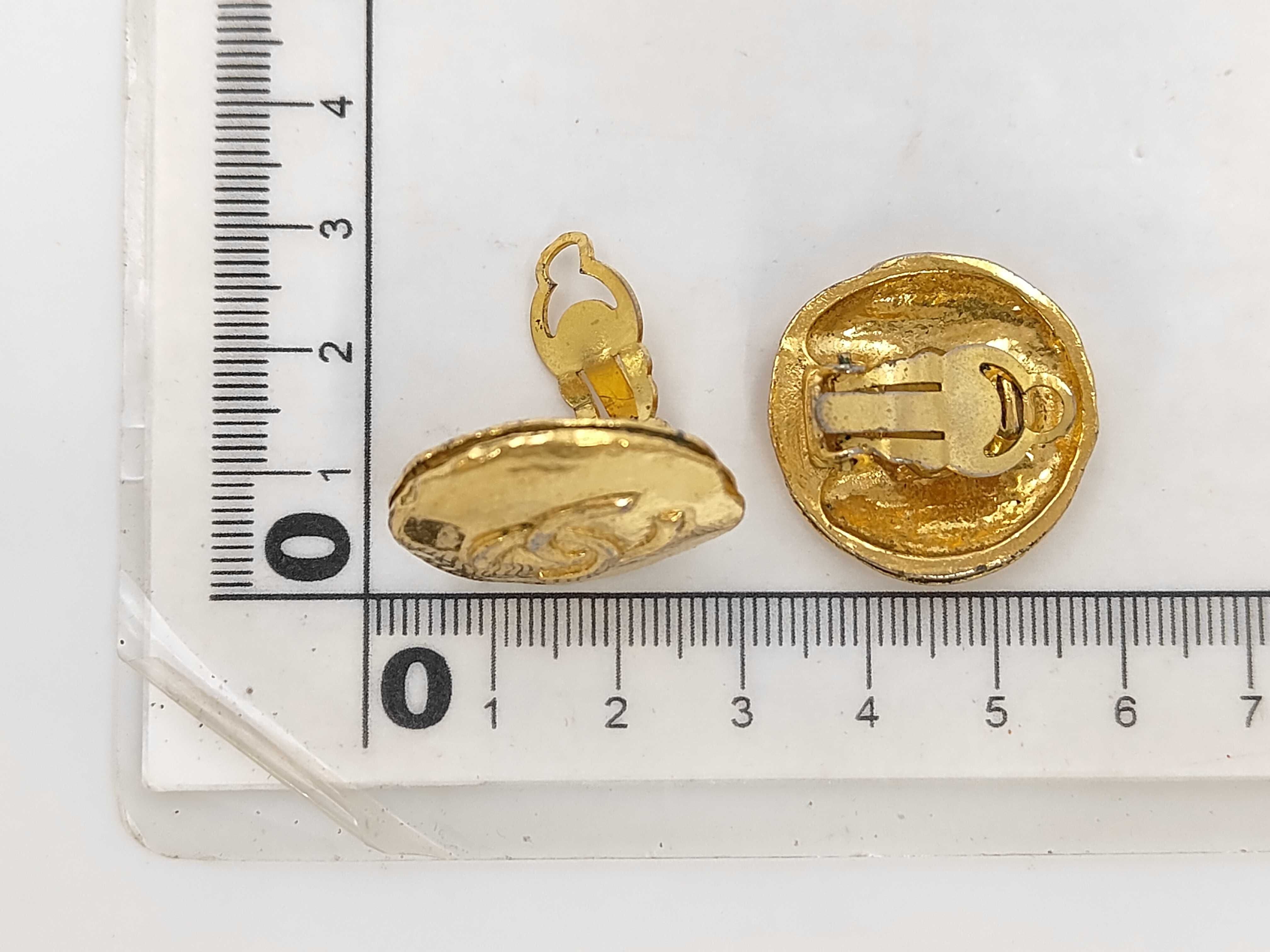earrings — view 6