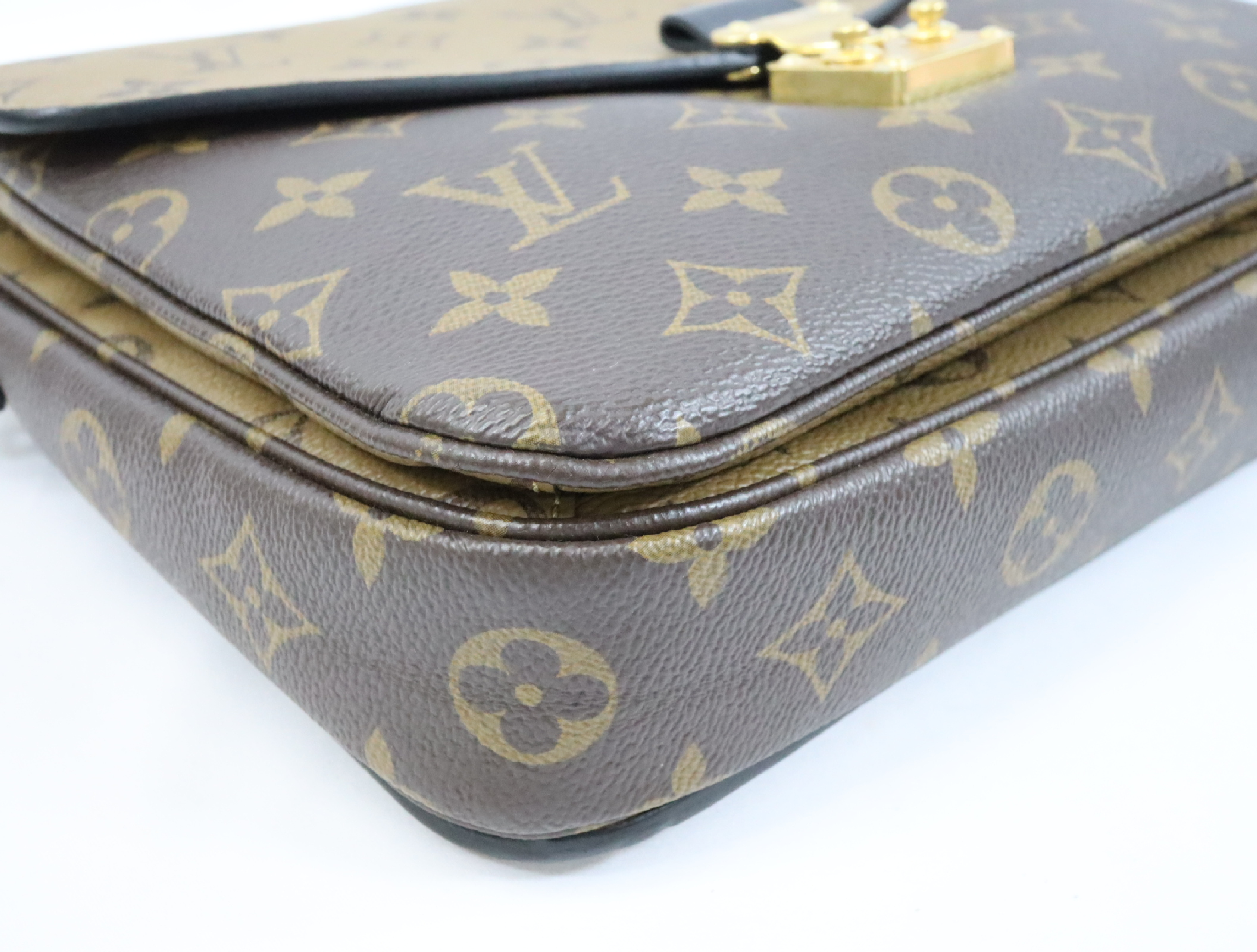 Monogram Reverse Pochette Metis MM M44876 Shoulder Bag — view 7