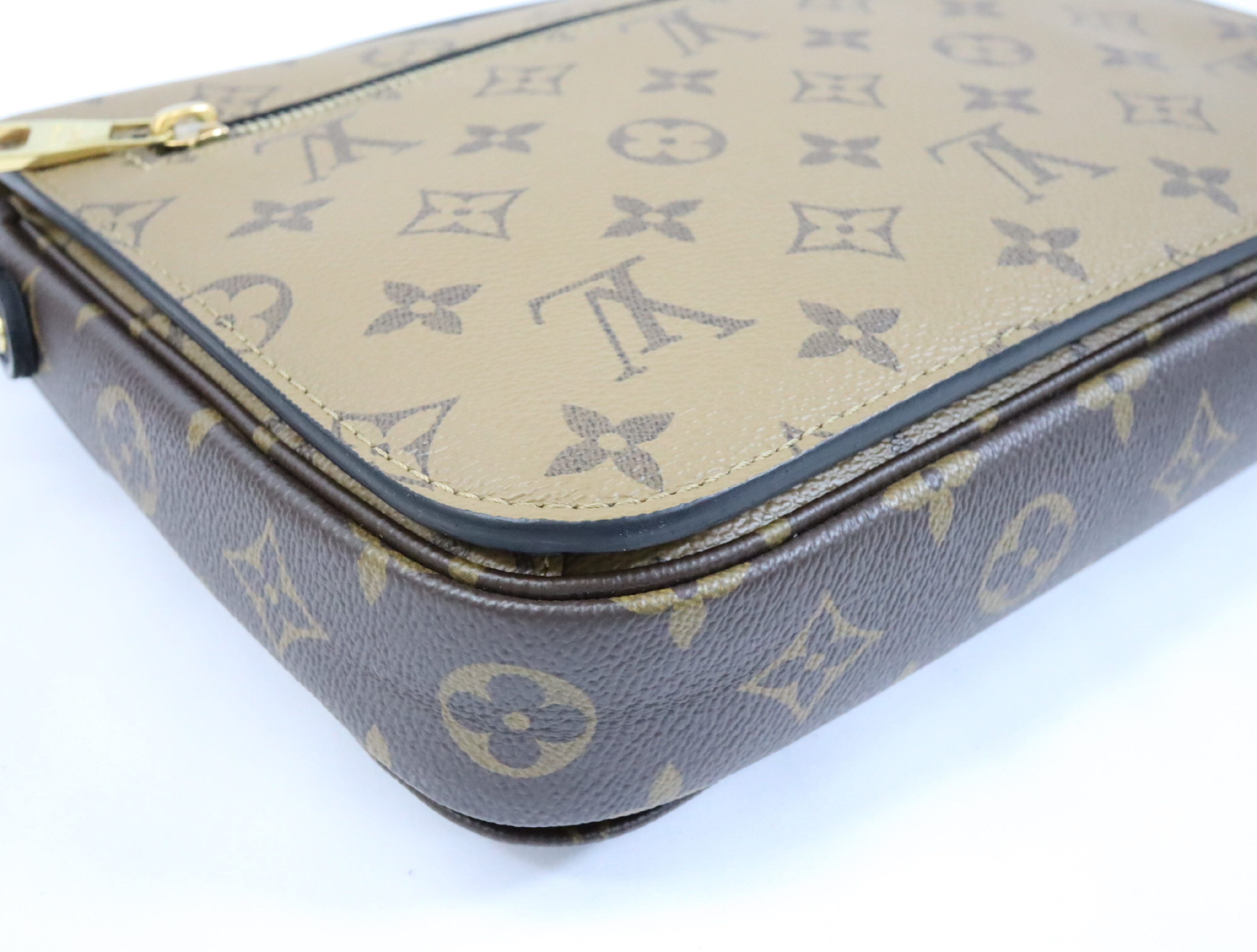 Monogram Reverse Pochette Metis MM M44876 Shoulder Bag — view 9