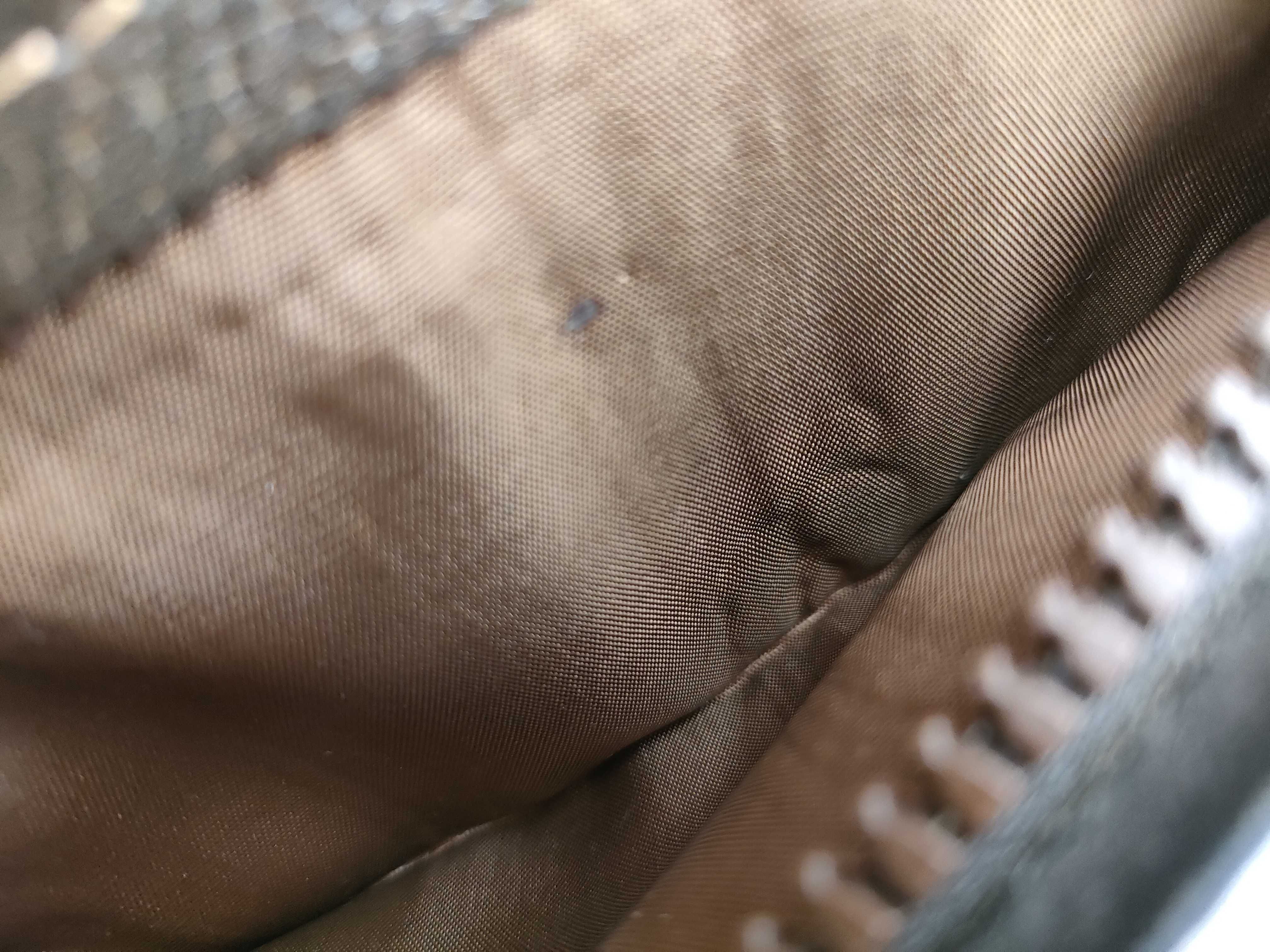 GG Supreme Shoulder Bag, Sherry Brown — view 13