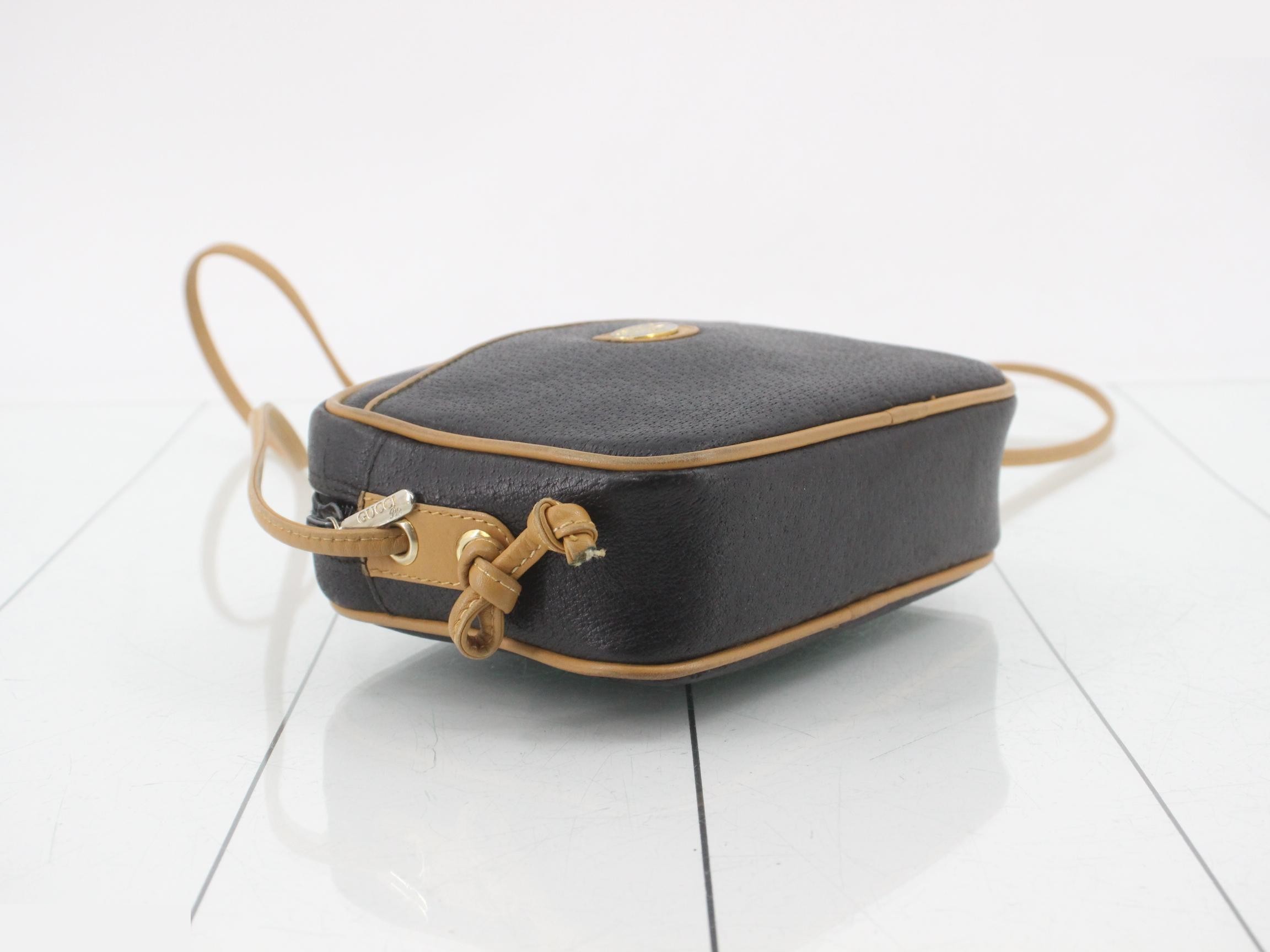 Leather mini shoulder bag, no stickiness, with box. — view 5