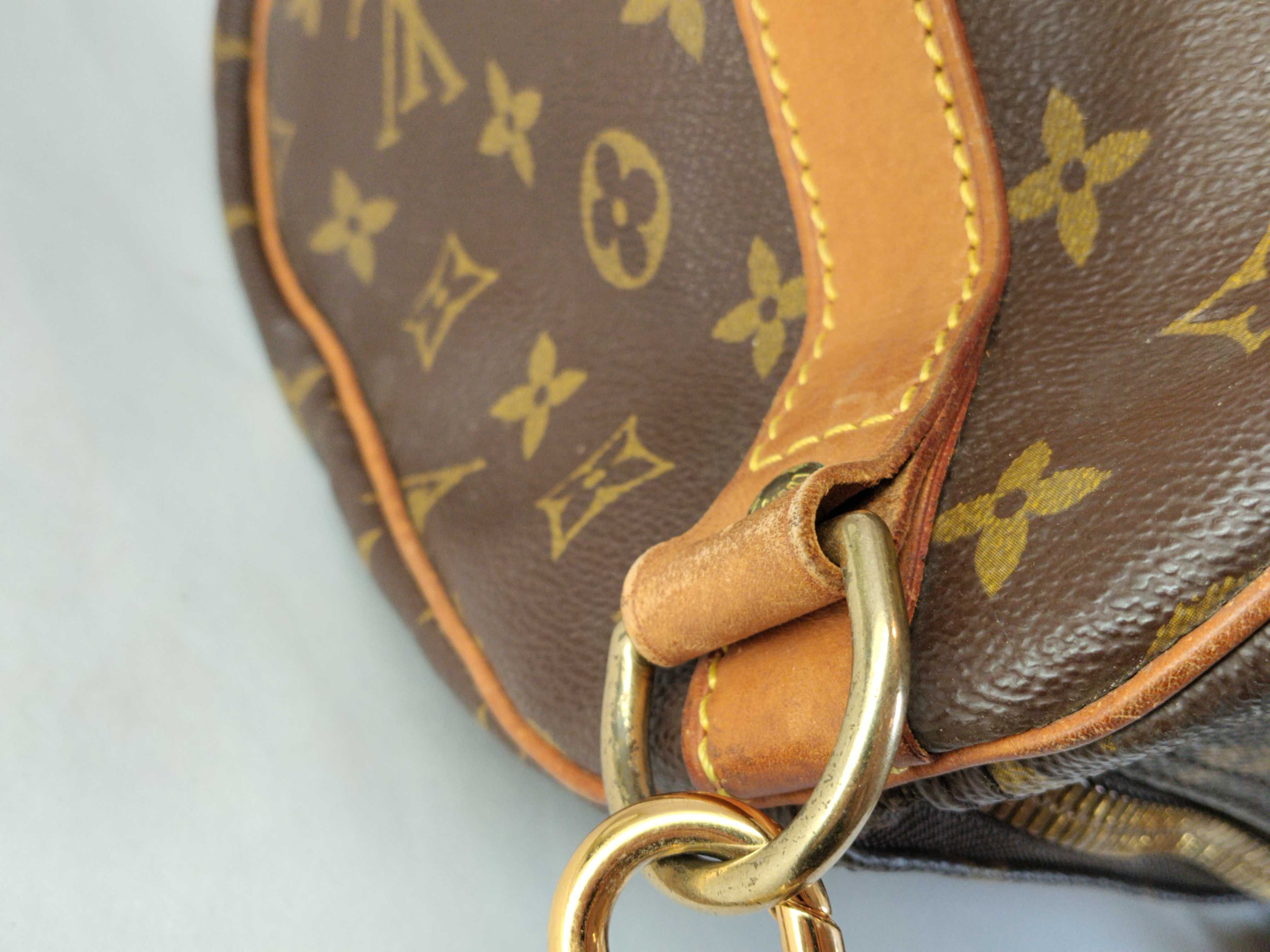 Monogram LV Keepall Bandoulière Boston Bag — view 8