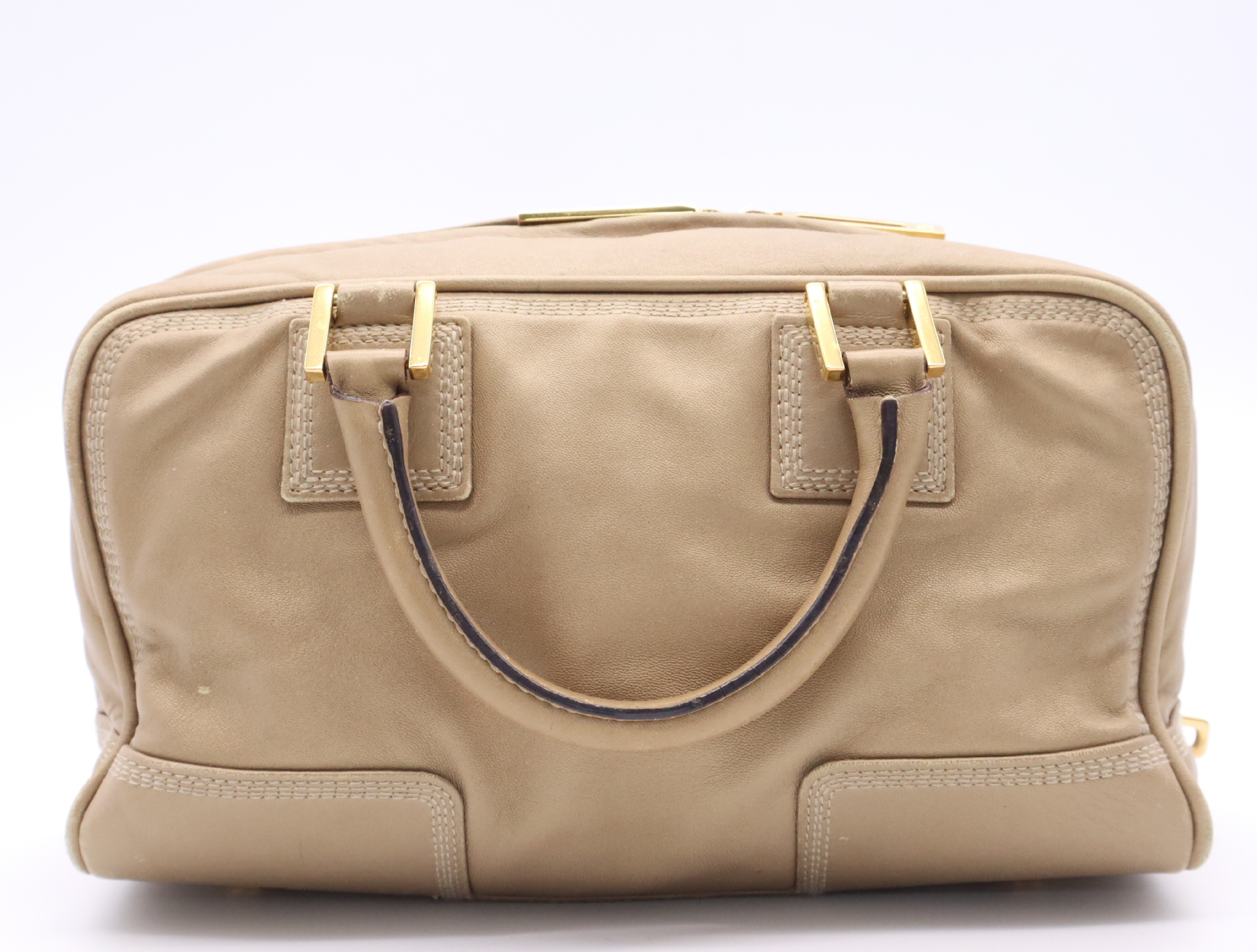 Leather Amazona 28 Handbag with Padlock, 2 Keys, and Clochette - Gold — view 2