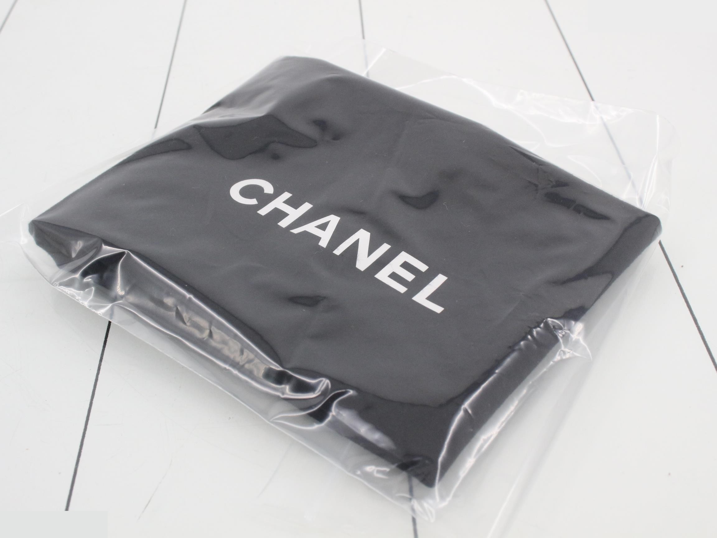Coco Mark Semi-Shoulder Bag — view 7
