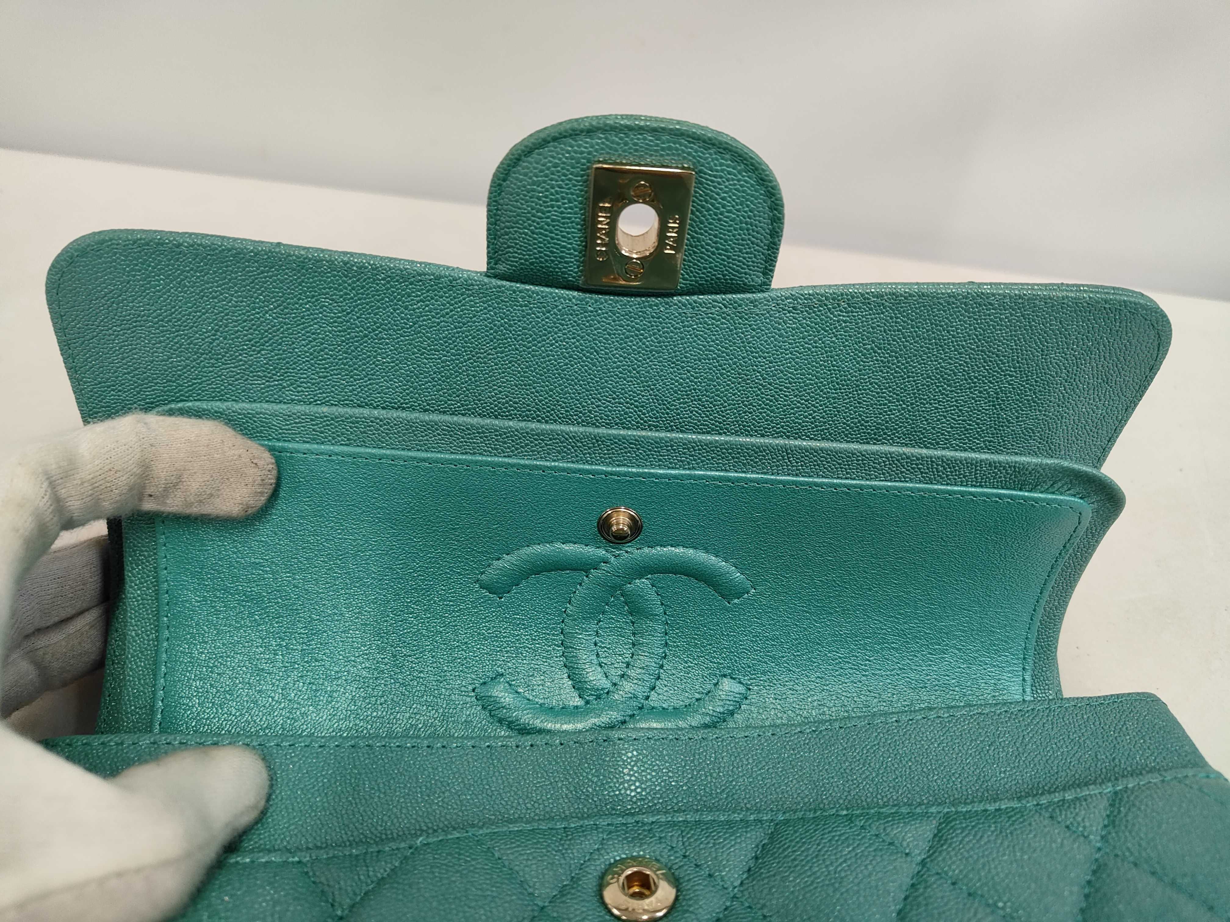 Double Flap 23 Chain Shoulder Bag, Matelassé, Caviar Leather, Mint Green, PG (Pink Gold) — view 7