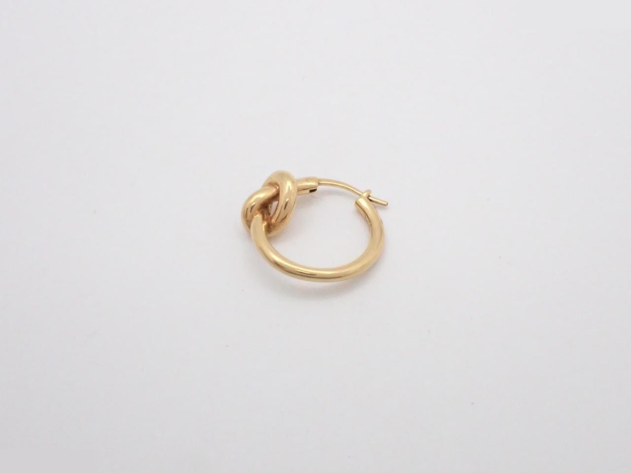 One earring only — view 3