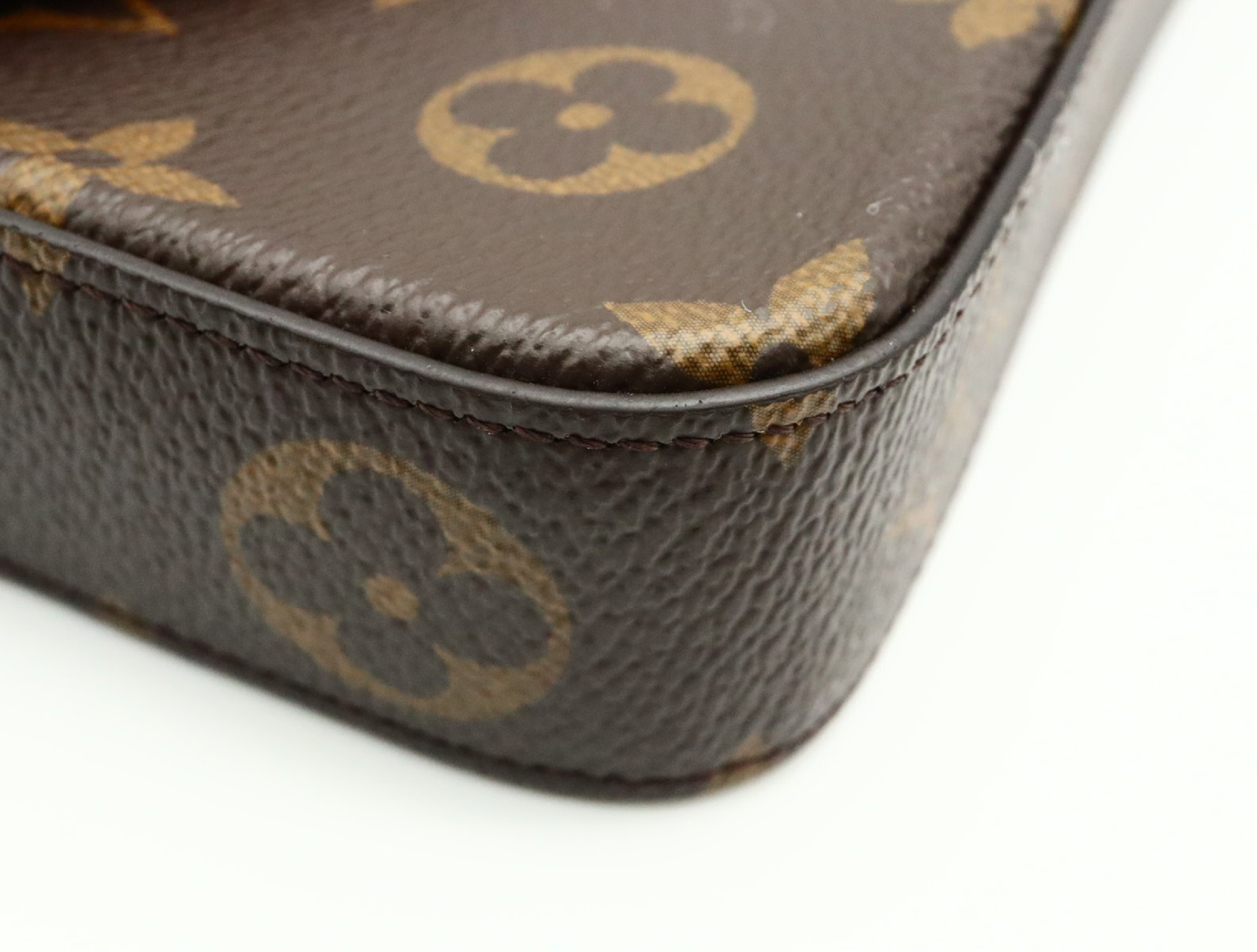 Monogram Pochette Felicie M61276 RFID Shoulder Bag — view 3