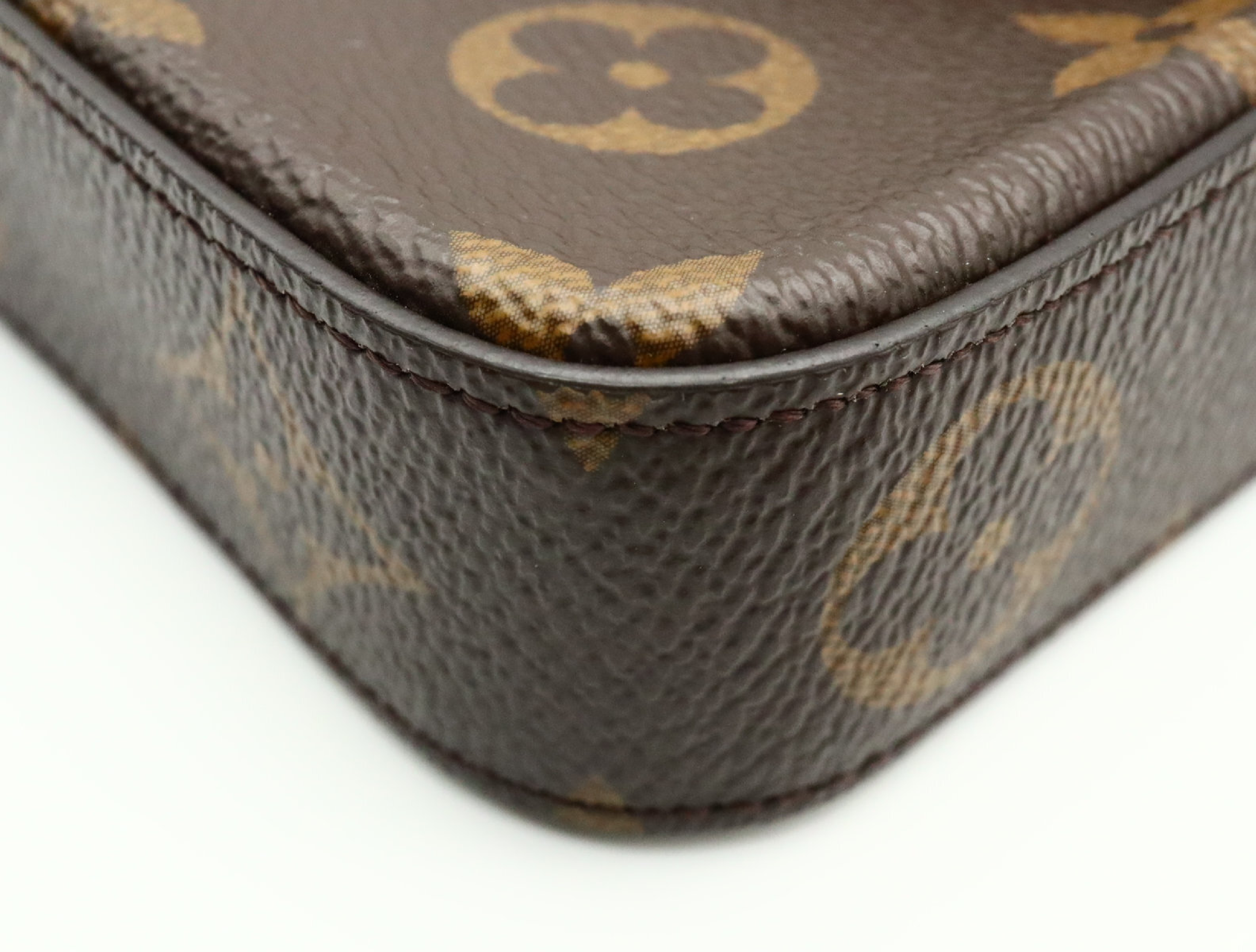 Monogram Pochette Felicie M61276 RFID Shoulder Bag — view 4