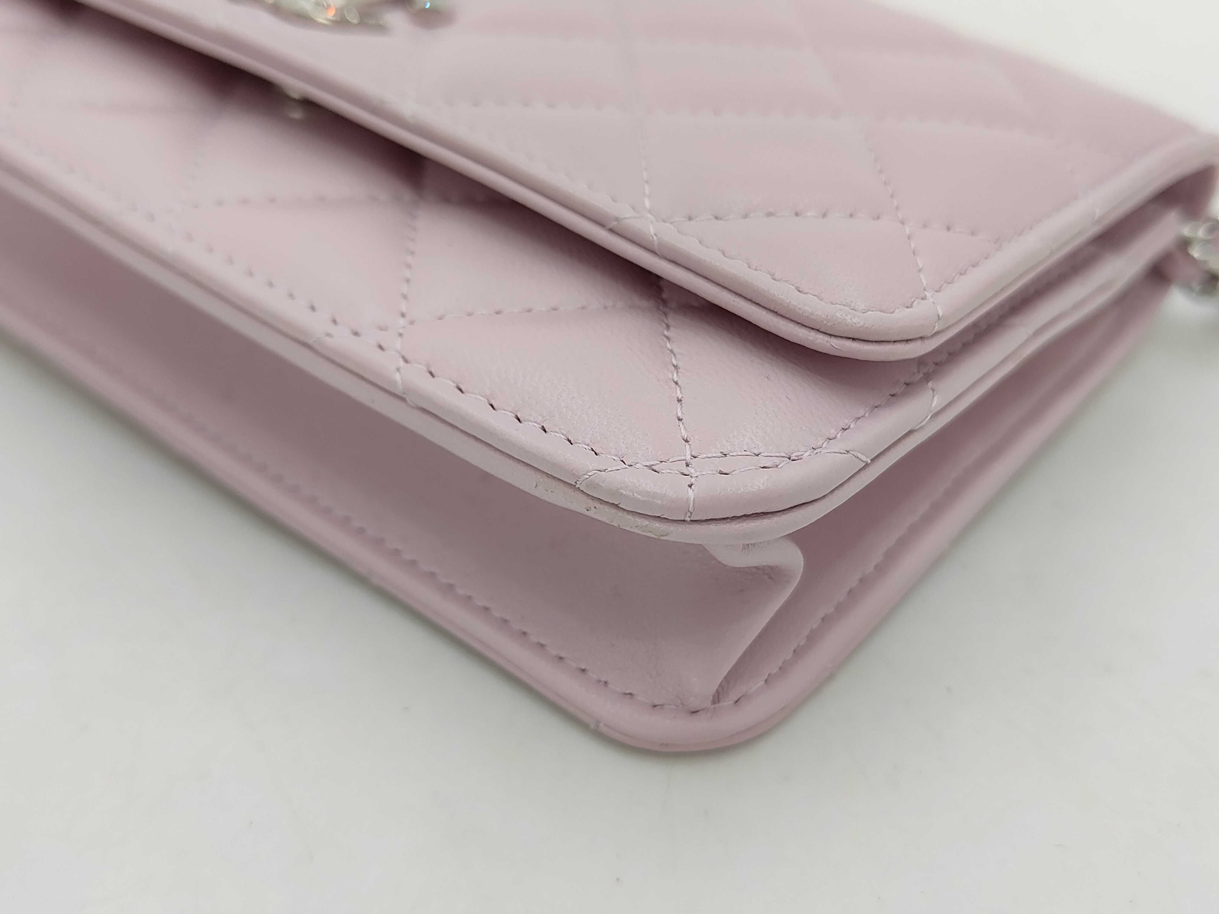 Matelassé Chain Shoulder Bag — view 4