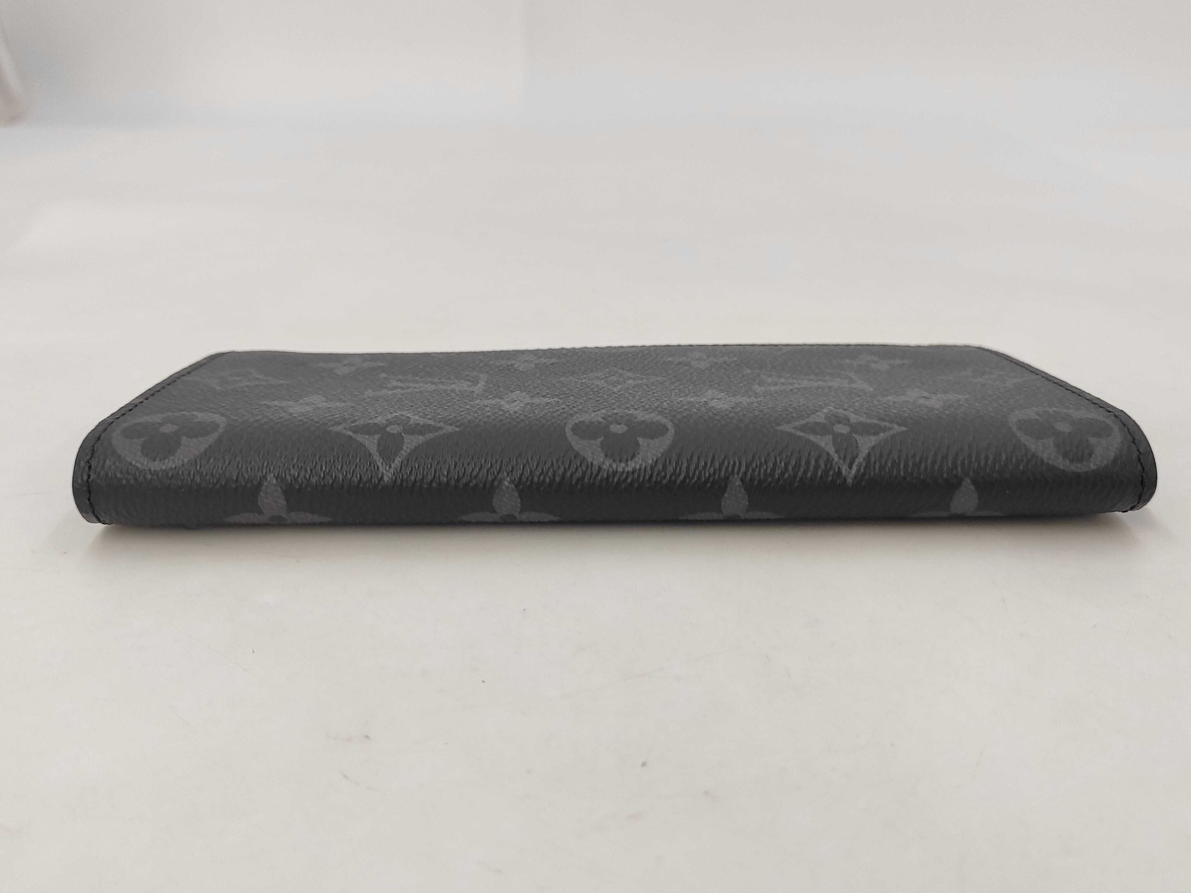 Monogram Graffiti Portefeuille Plaza Eclipse Wallet — view 4