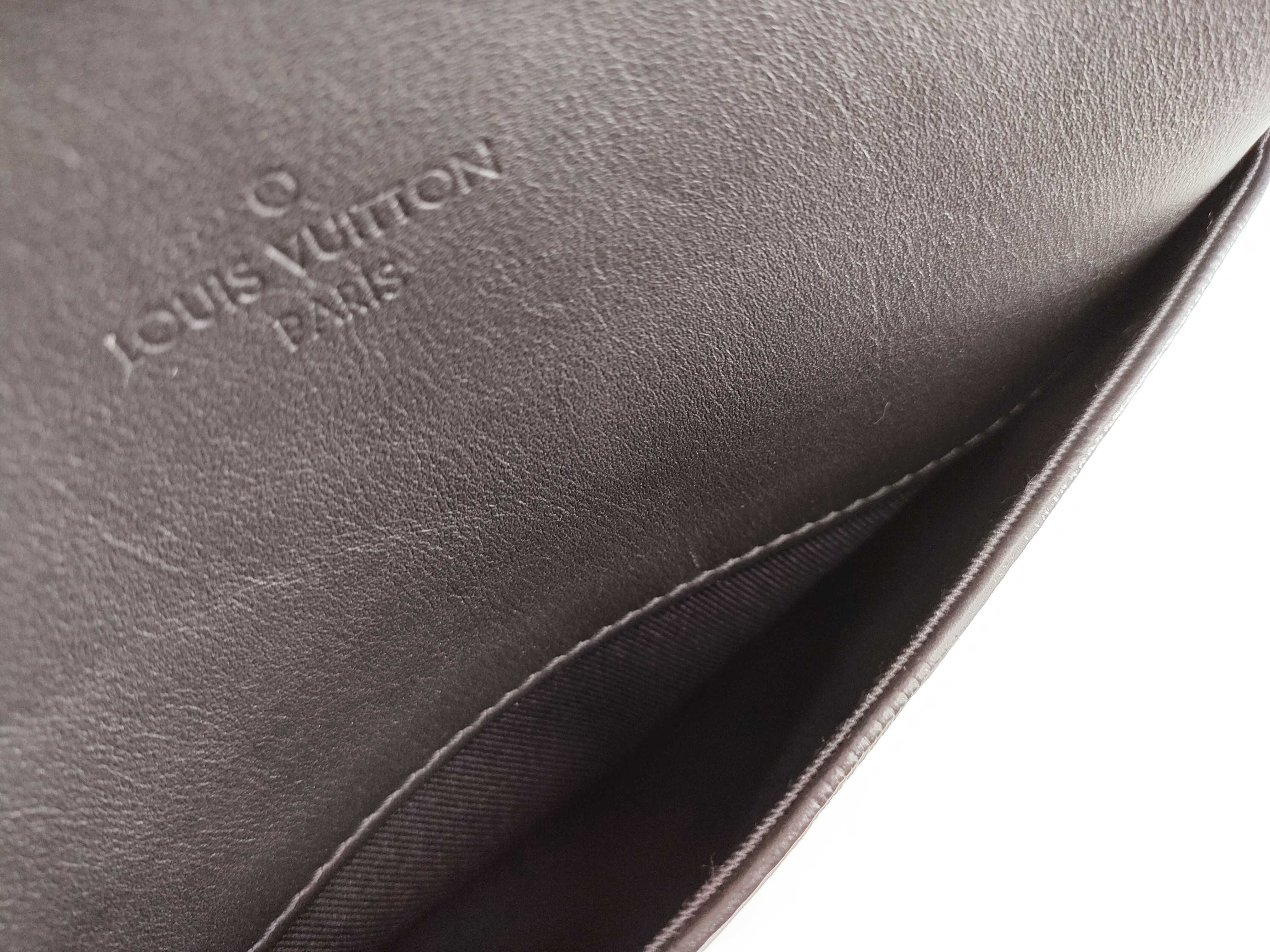 Damier Graphite Pochette District Damier Infini Shoulder Bag — view 13