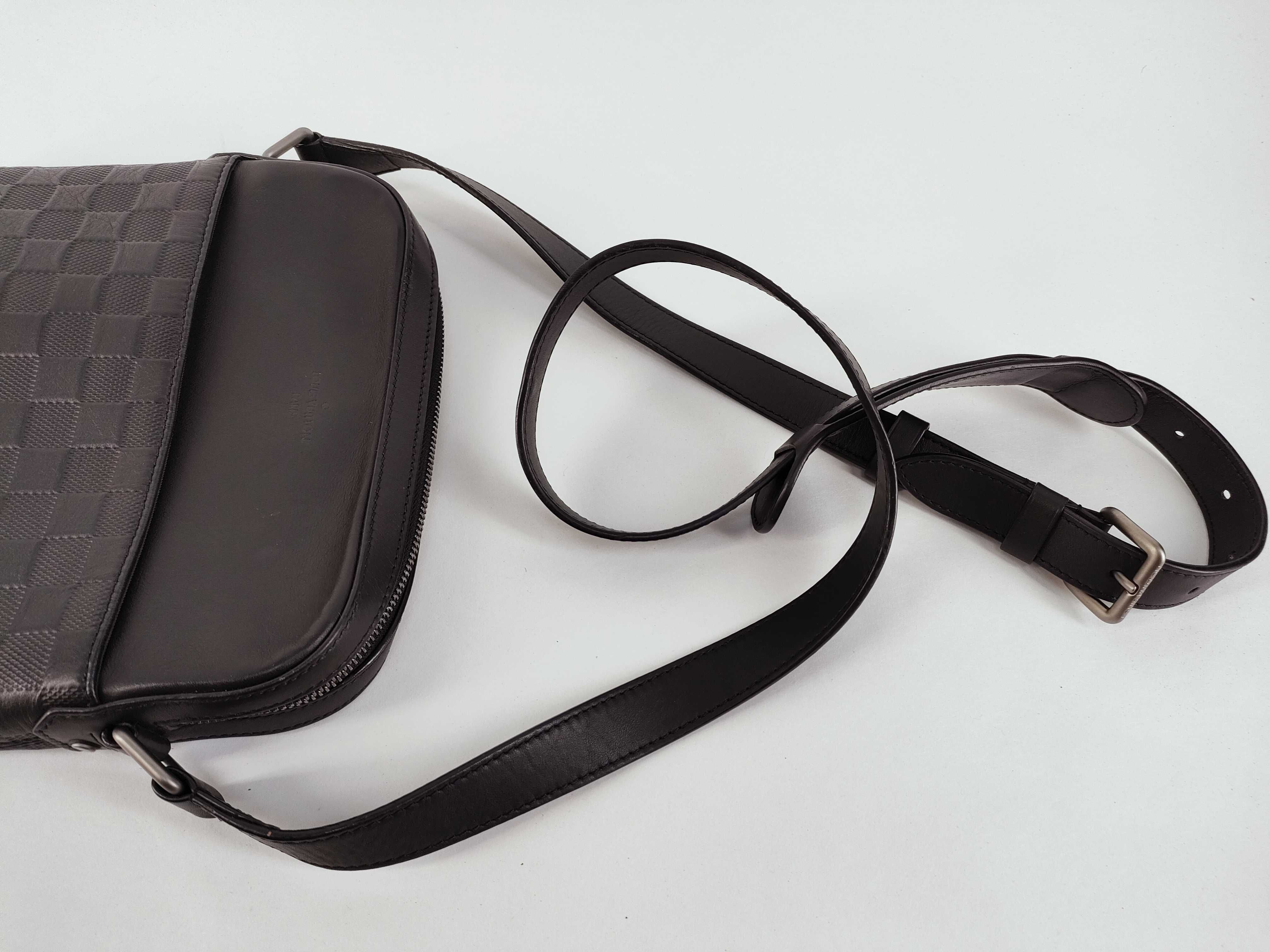 Damier Graphite Pochette District Damier Infini Shoulder Bag — view 3