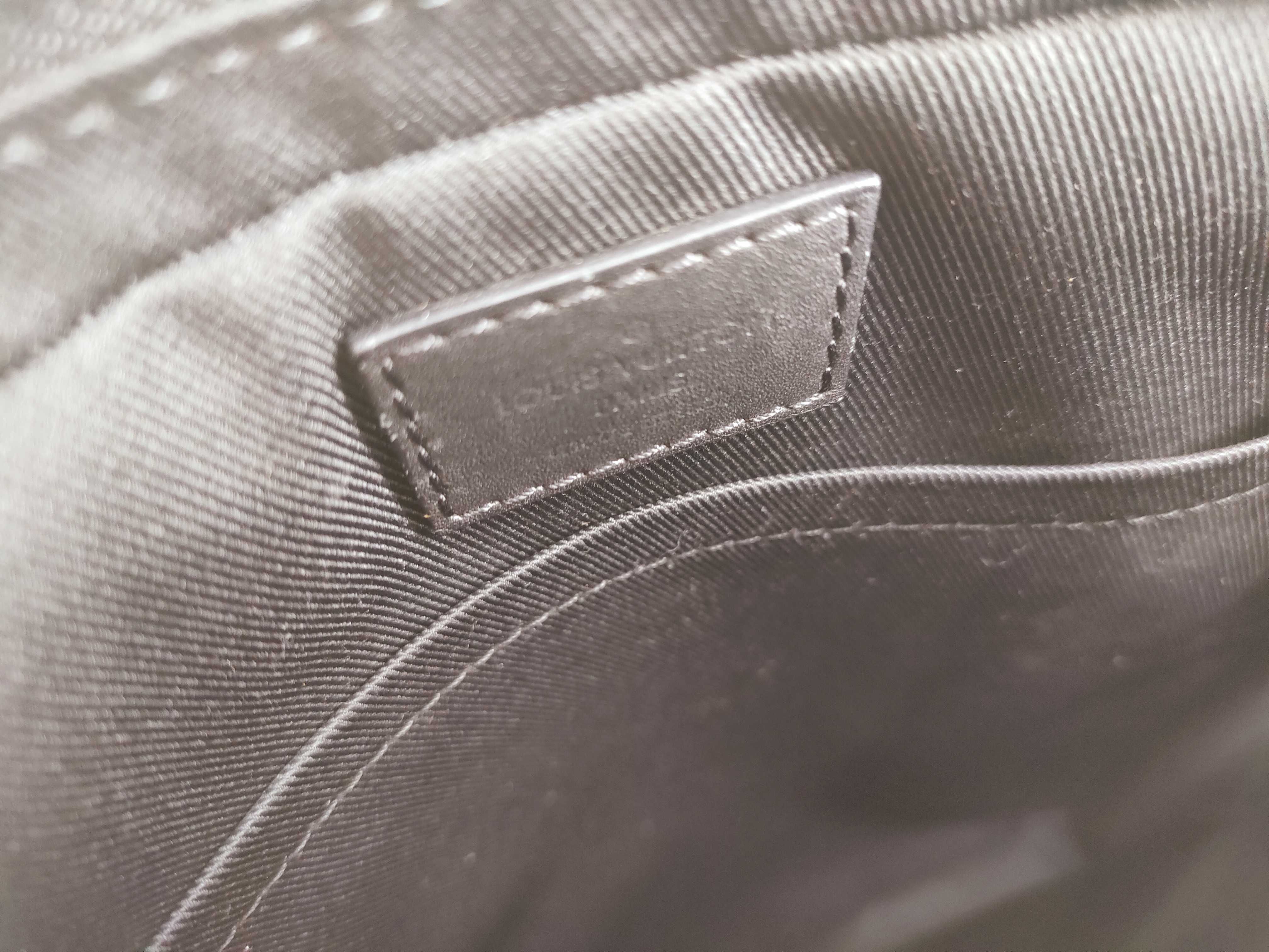 Damier Graphite Pochette District Damier Infini Shoulder Bag — view 10