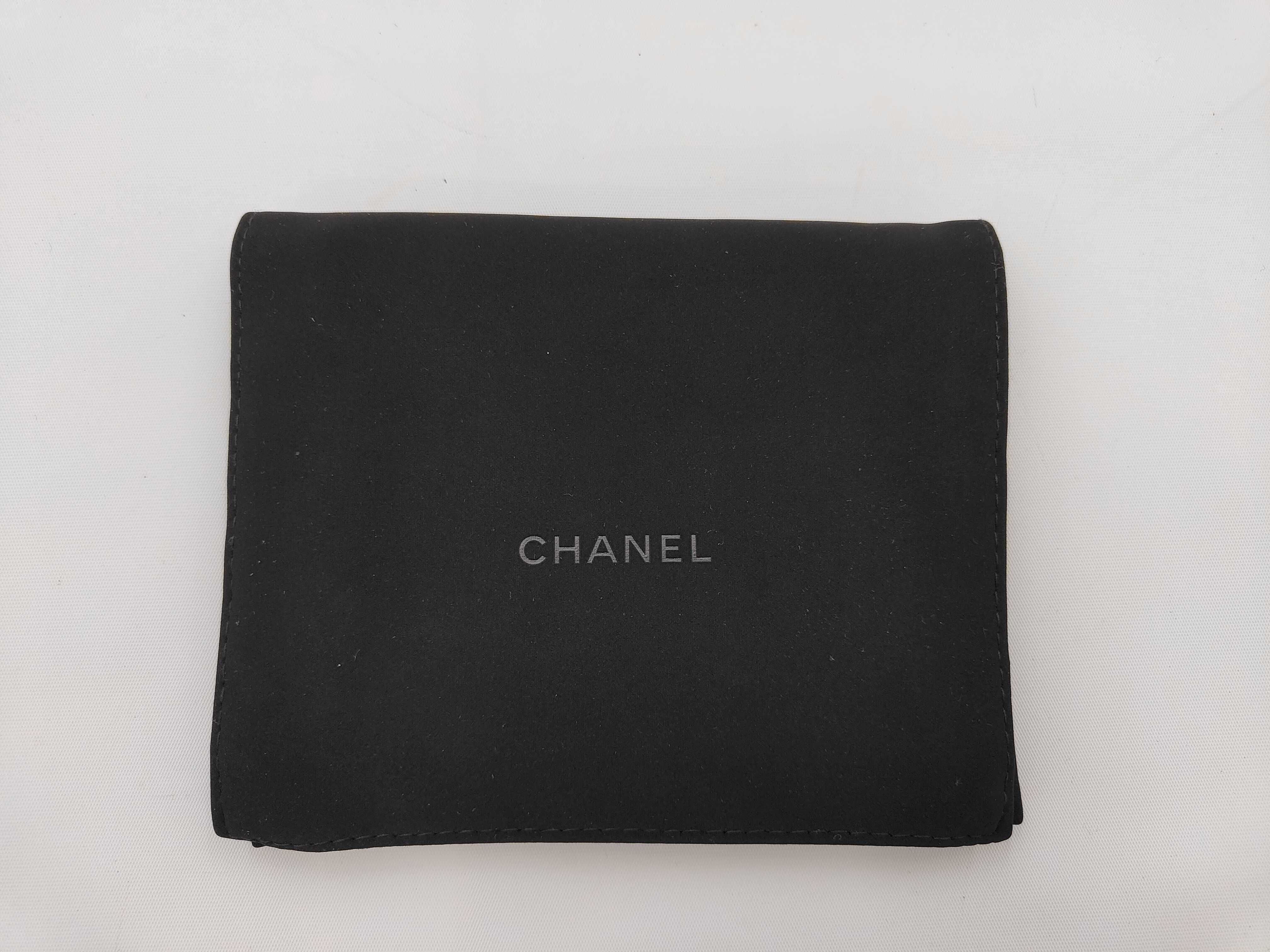 Caviar Skin Classic Small Wallet — view 10
