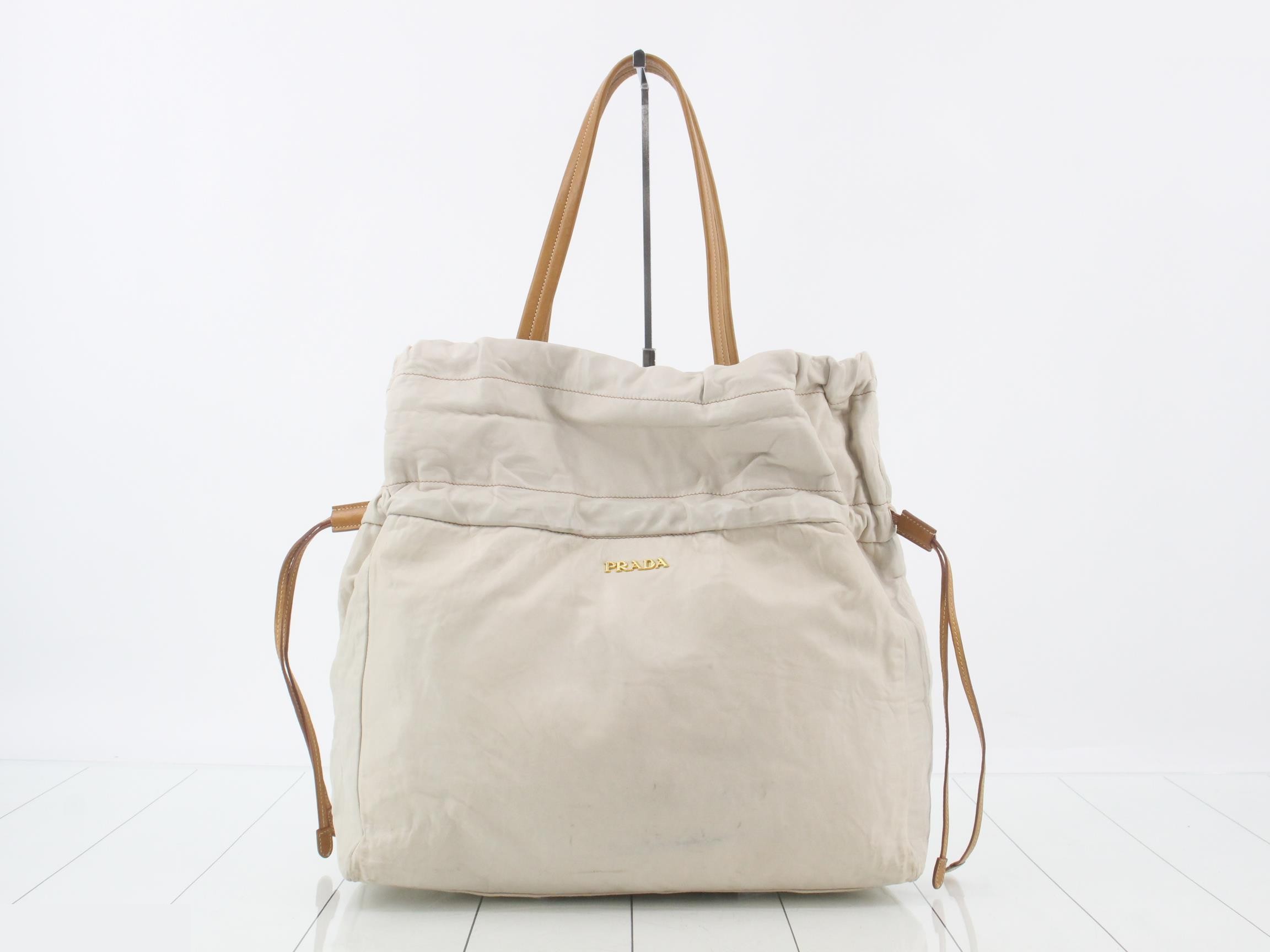 Leather tote bag