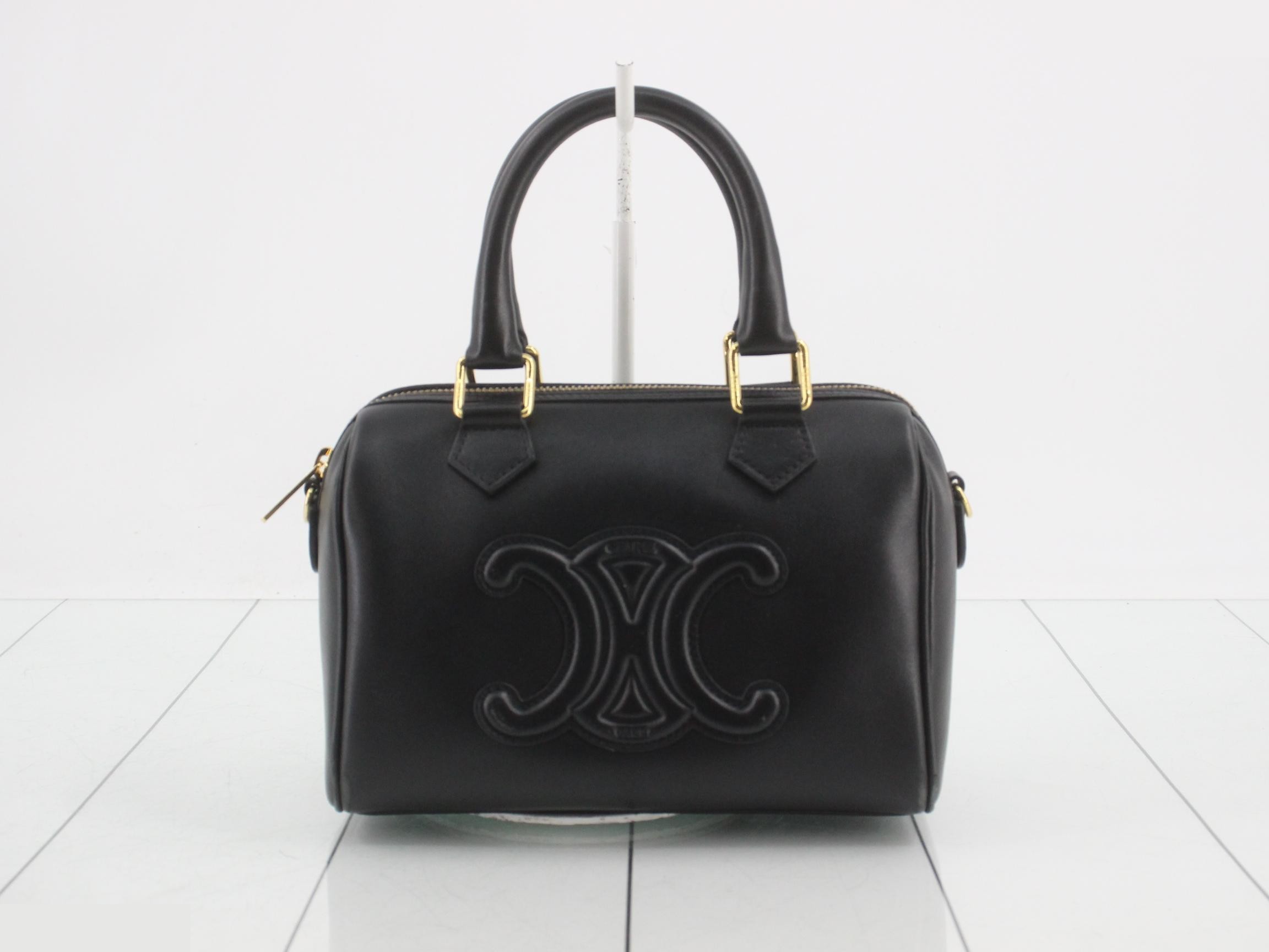 Other lines: Bags & Handbags, Leather, Black