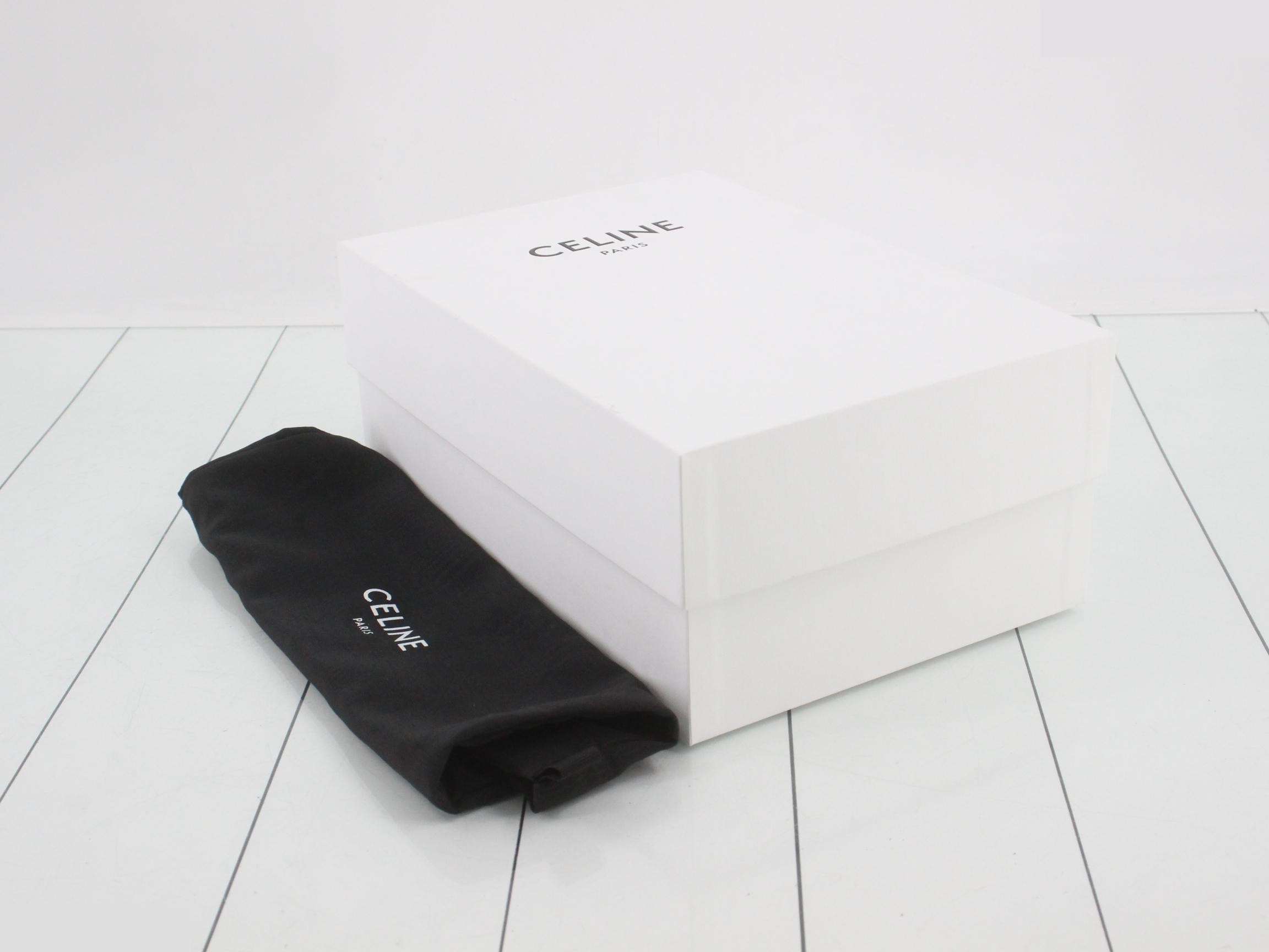 Other lines: Bags & Handbags, Leather, Black — view 7