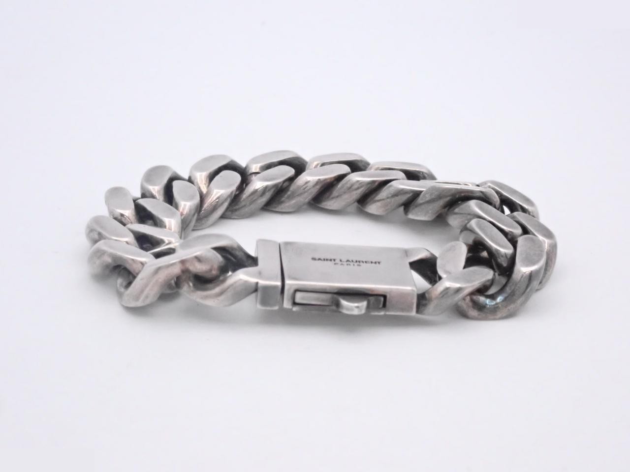 Metal curved chain bracelet, wrist circumference approximately 15.5 cm — view 2