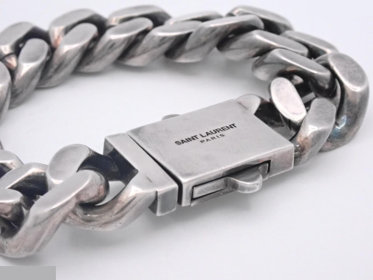 Metal curved chain bracelet, wrist circumference approximately 15.5 cm — view 3