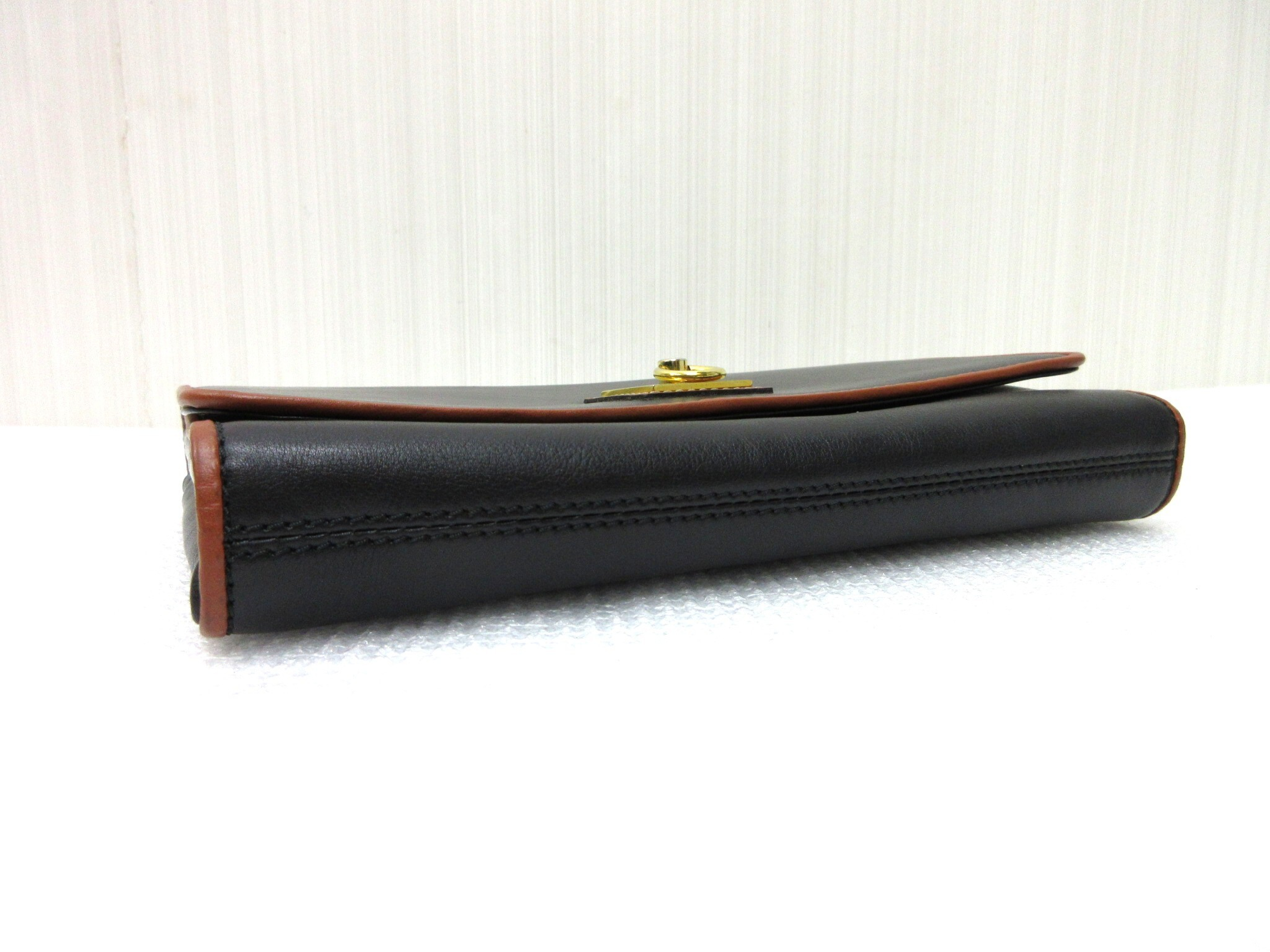 2-Way Leather Crossbody Shoulder Bag Clutch Bag Vintage Shoulder Bag — view 4