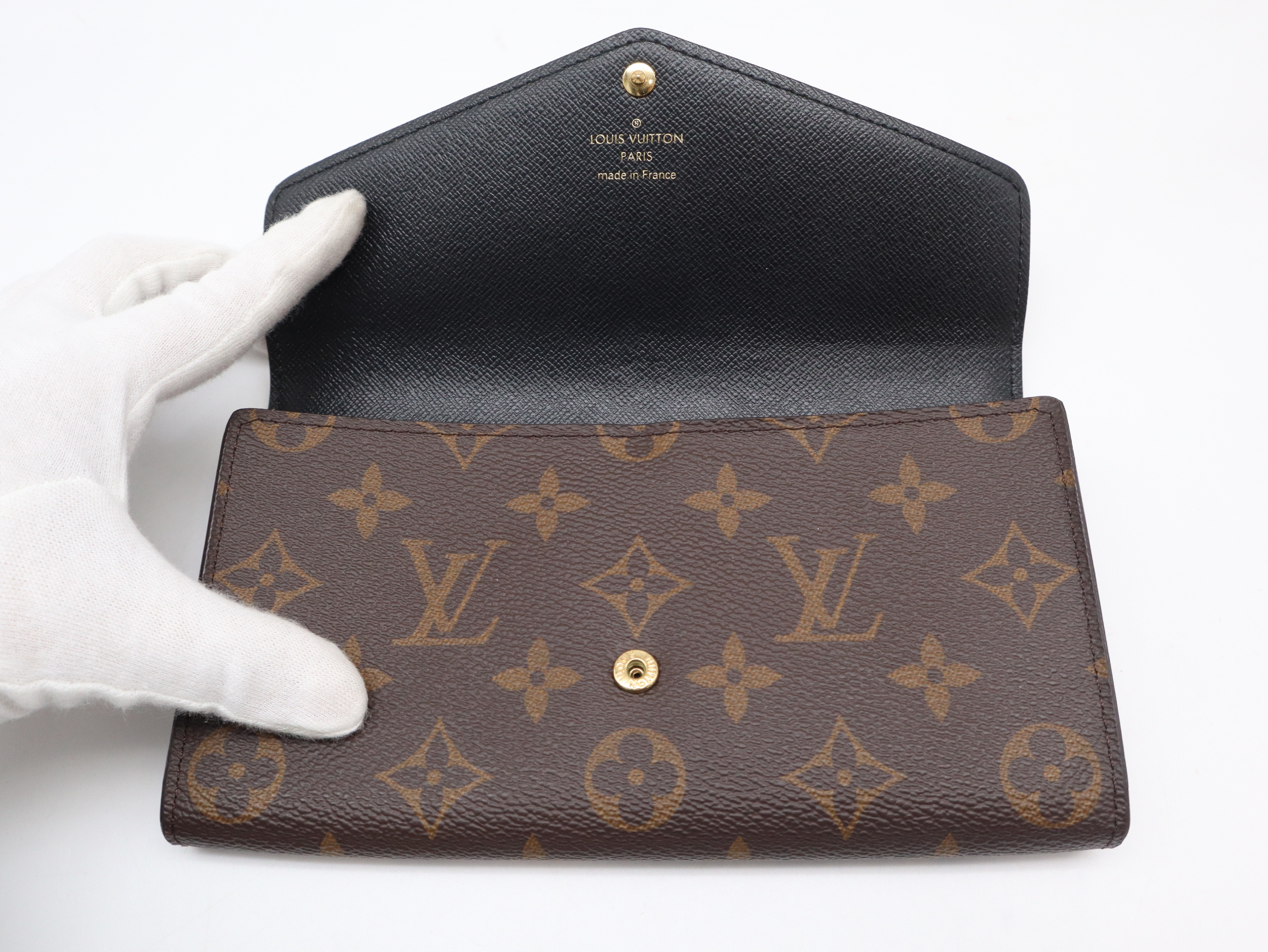 M80726 Monogram Giant Portefeuille Sarah Wallet (RFID detected, with box and dust bag) — view 8