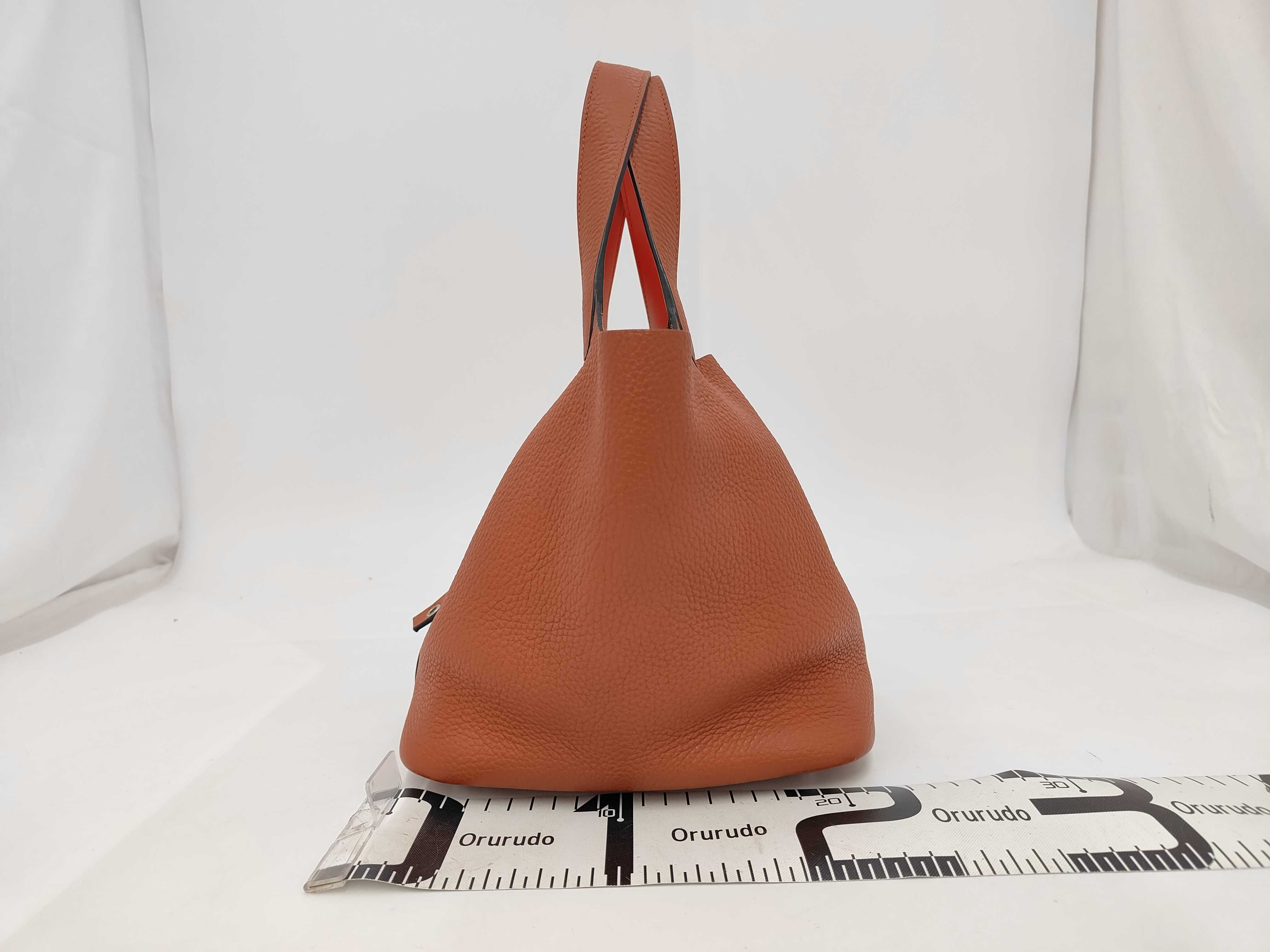 Picotin Lock MM Eclat Taurillon Clemence x Veau Swift Cuivre x Capucines Z Stamp Handbag — view 2