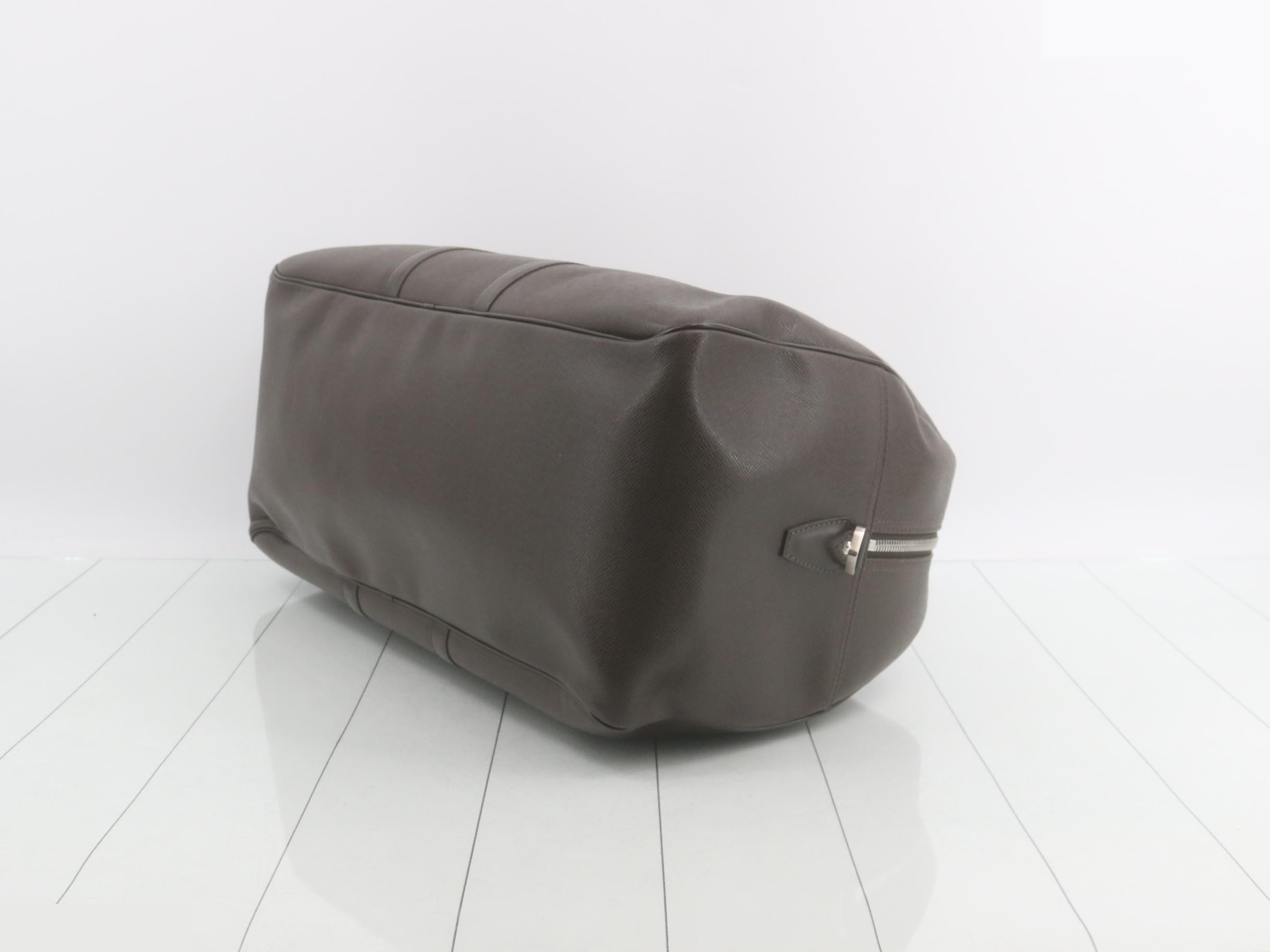 Kendall GM Grizzly SP1014 - Includes strap, handle, key, 2 keys, and booklet. — view 6