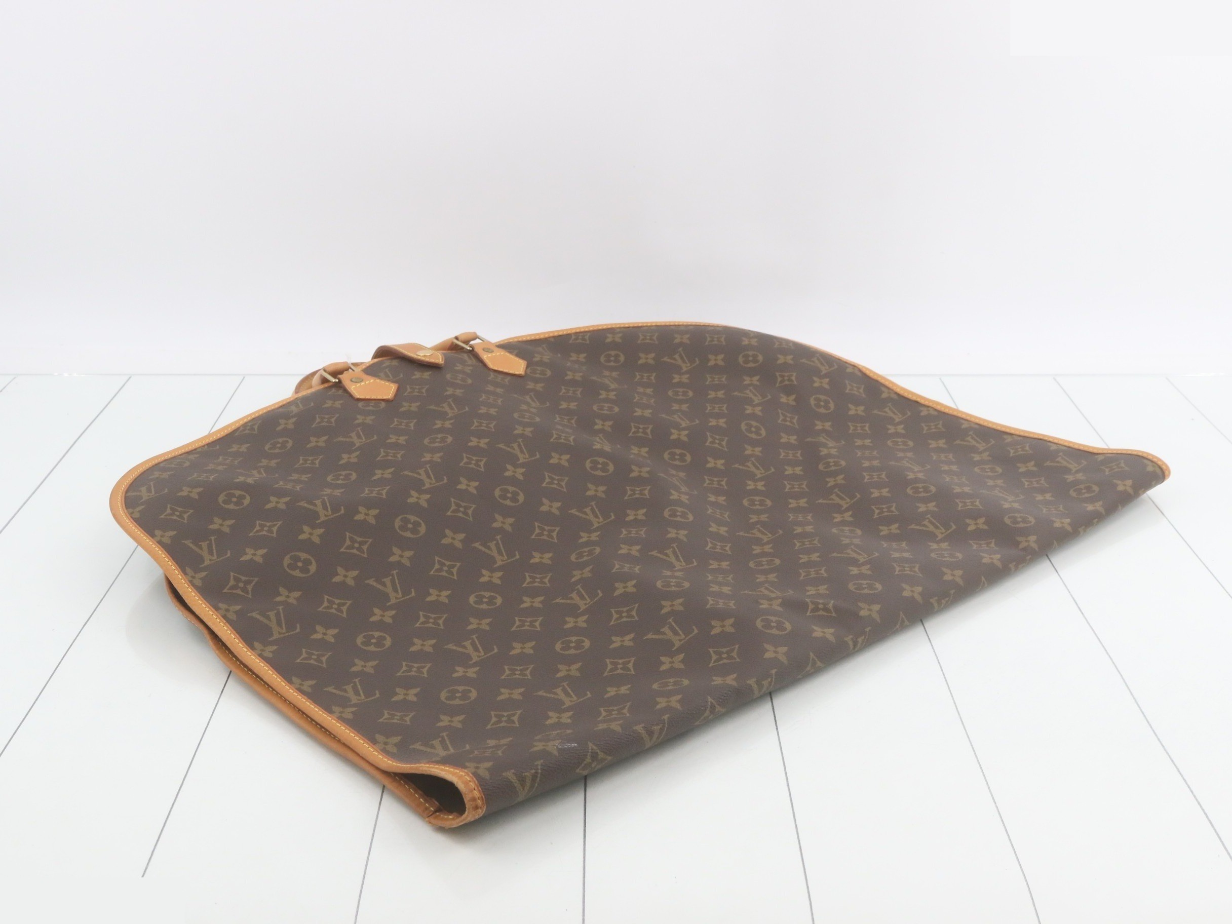 Garment cover — view 2