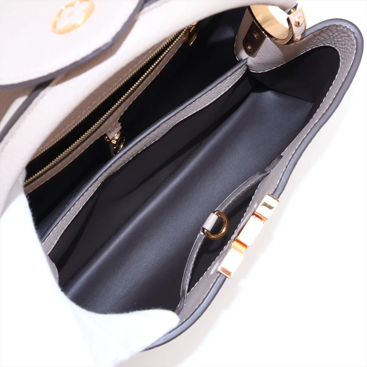 Parnasséa Capucines PM M42263 Beige (RFID detected) — view 8