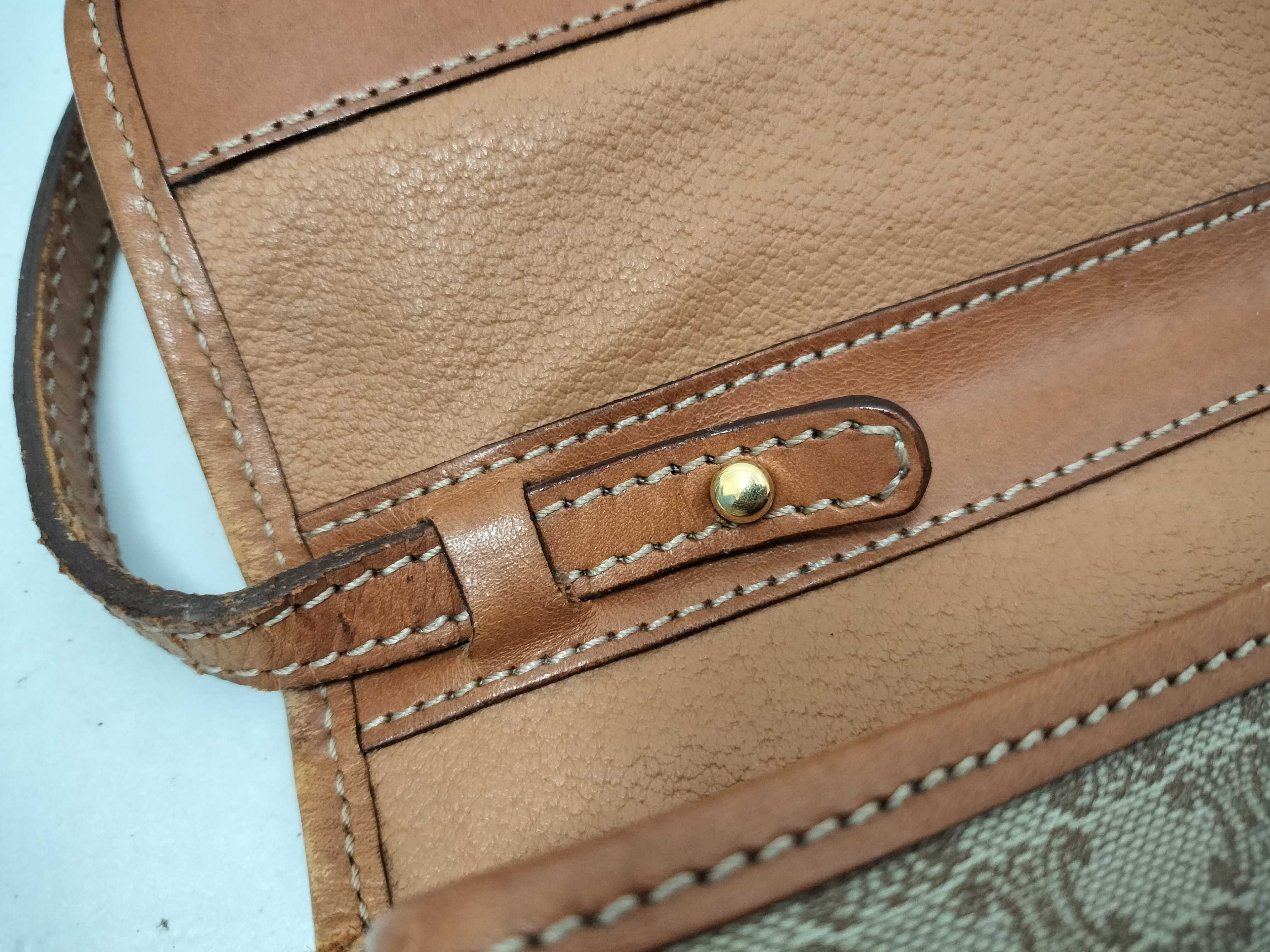 Macadam Beige Leather Shoulder Bag — view 5