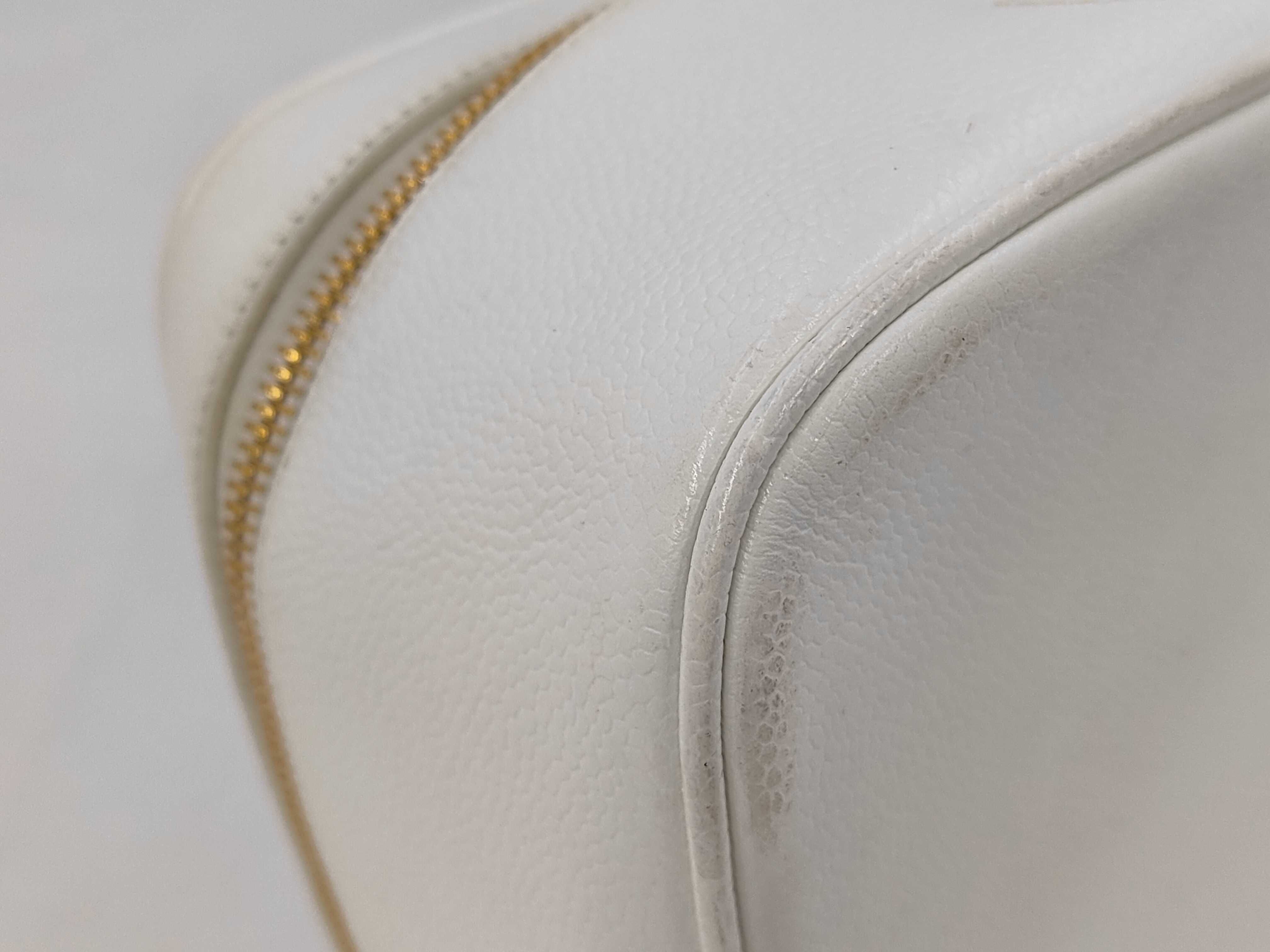 Coco Mark Vanity Bag, Caviar Leather, White Vanity Bag — view 5
