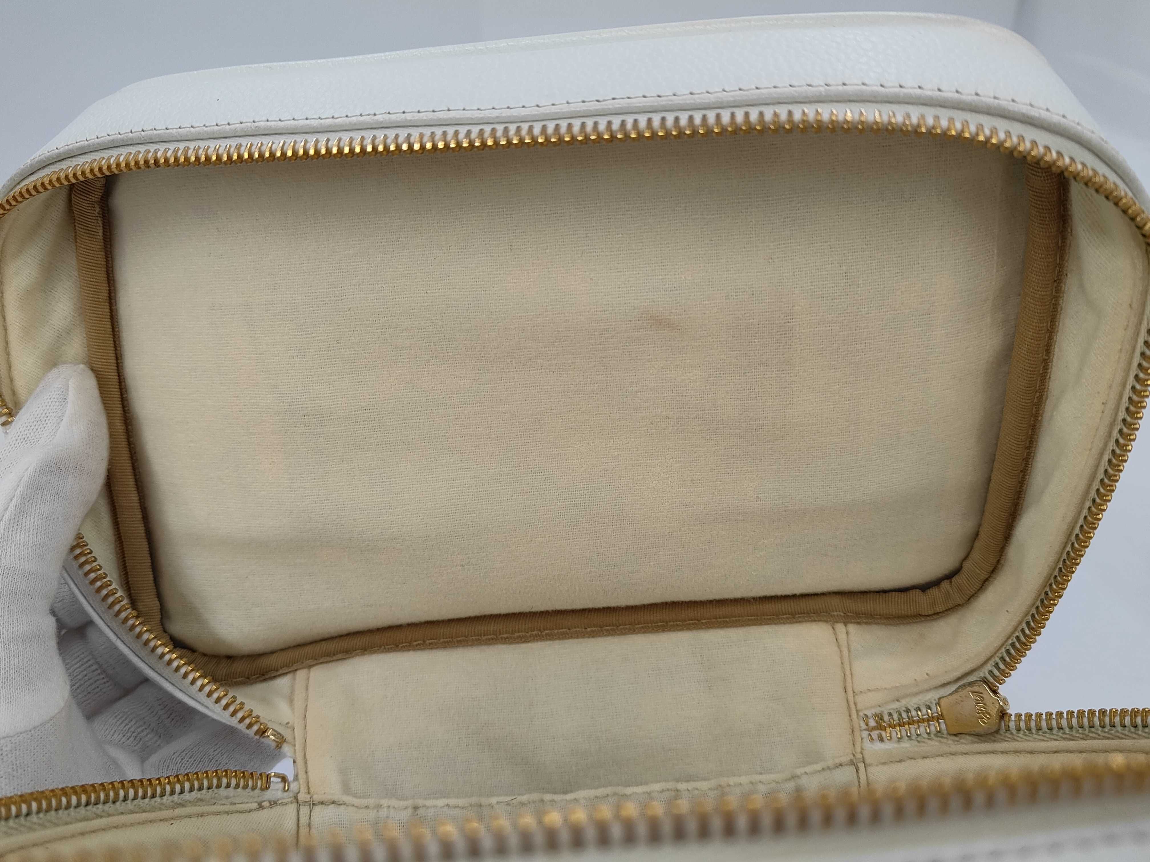 Coco Mark Vanity Bag, Caviar Leather, White Vanity Bag — view 7