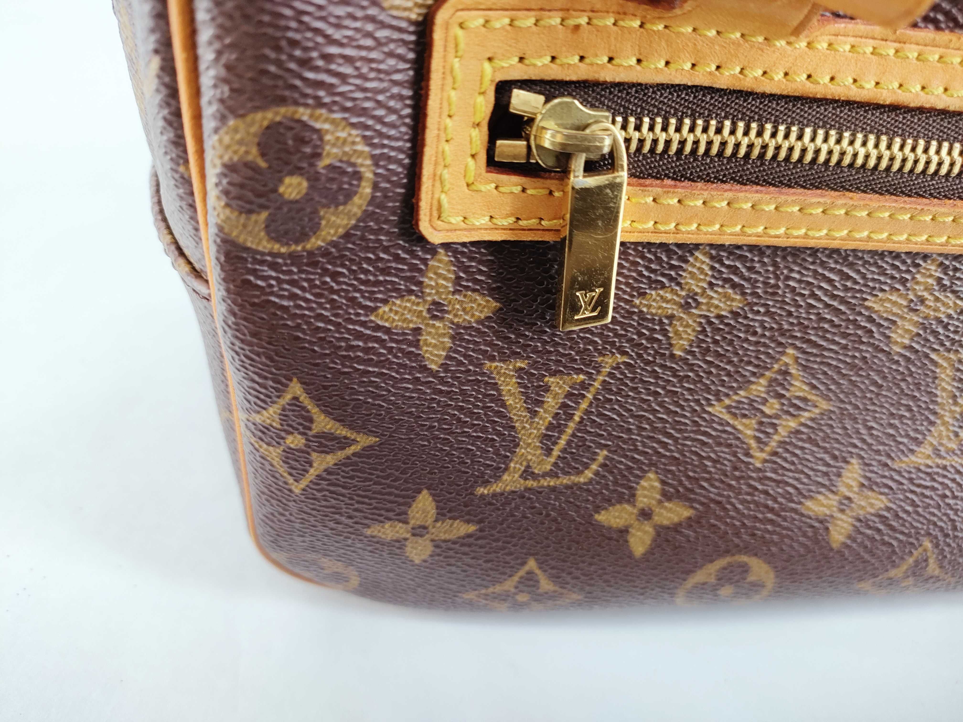 Monogram M51182 Cite MM Handbag (Inside pocket peeling) — view 8