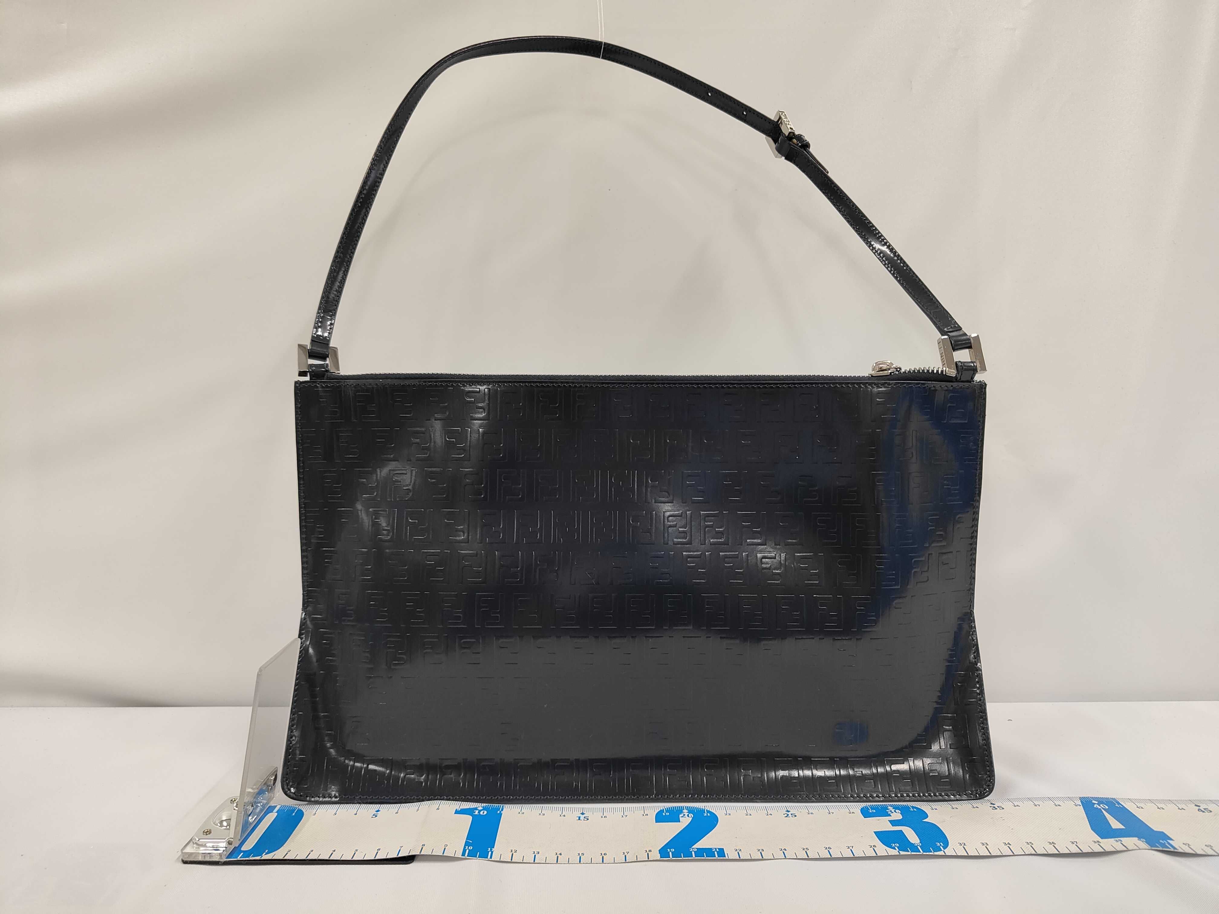 Enamel Zucchino Shoulder Bag. Accessories: Dust bag. — view 2