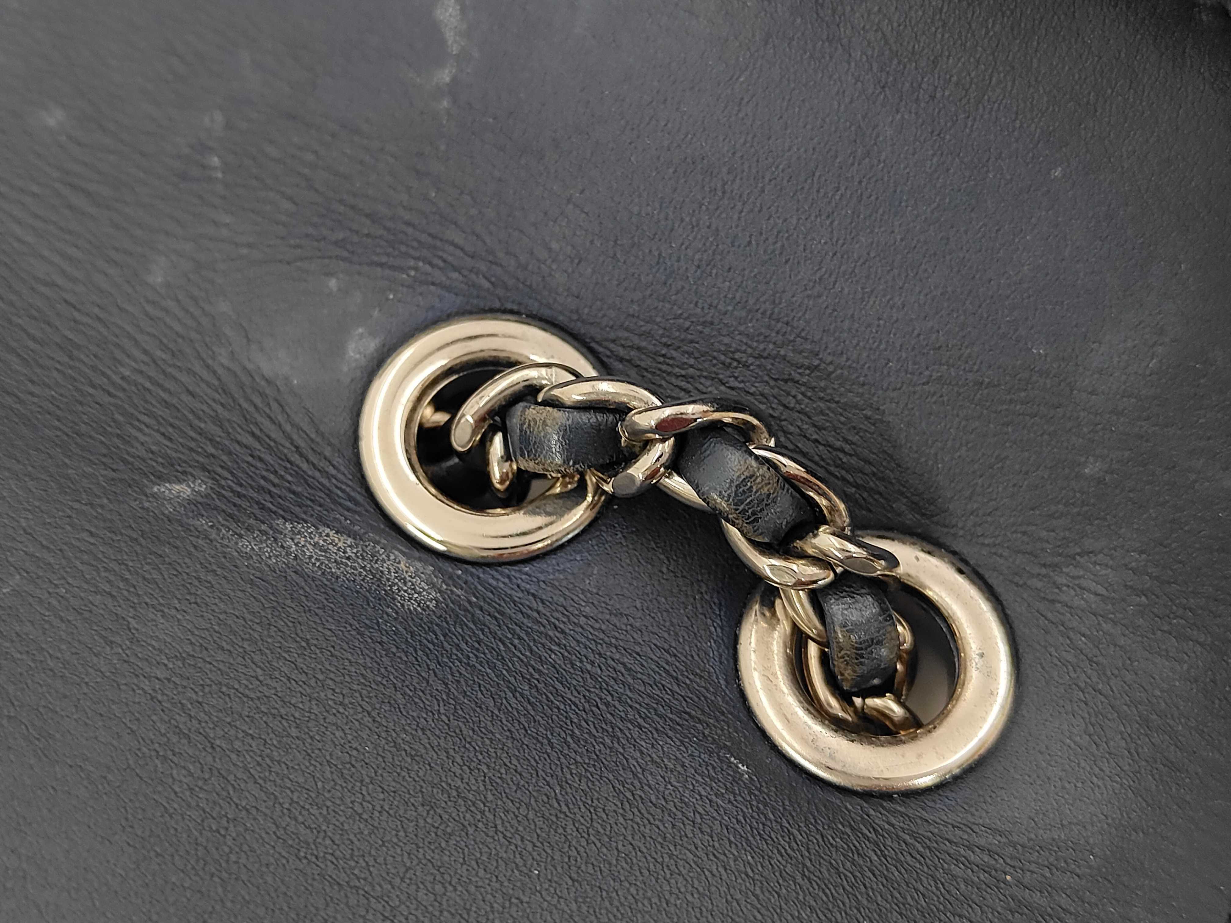 Matelassé Shoulder Bag — view 7