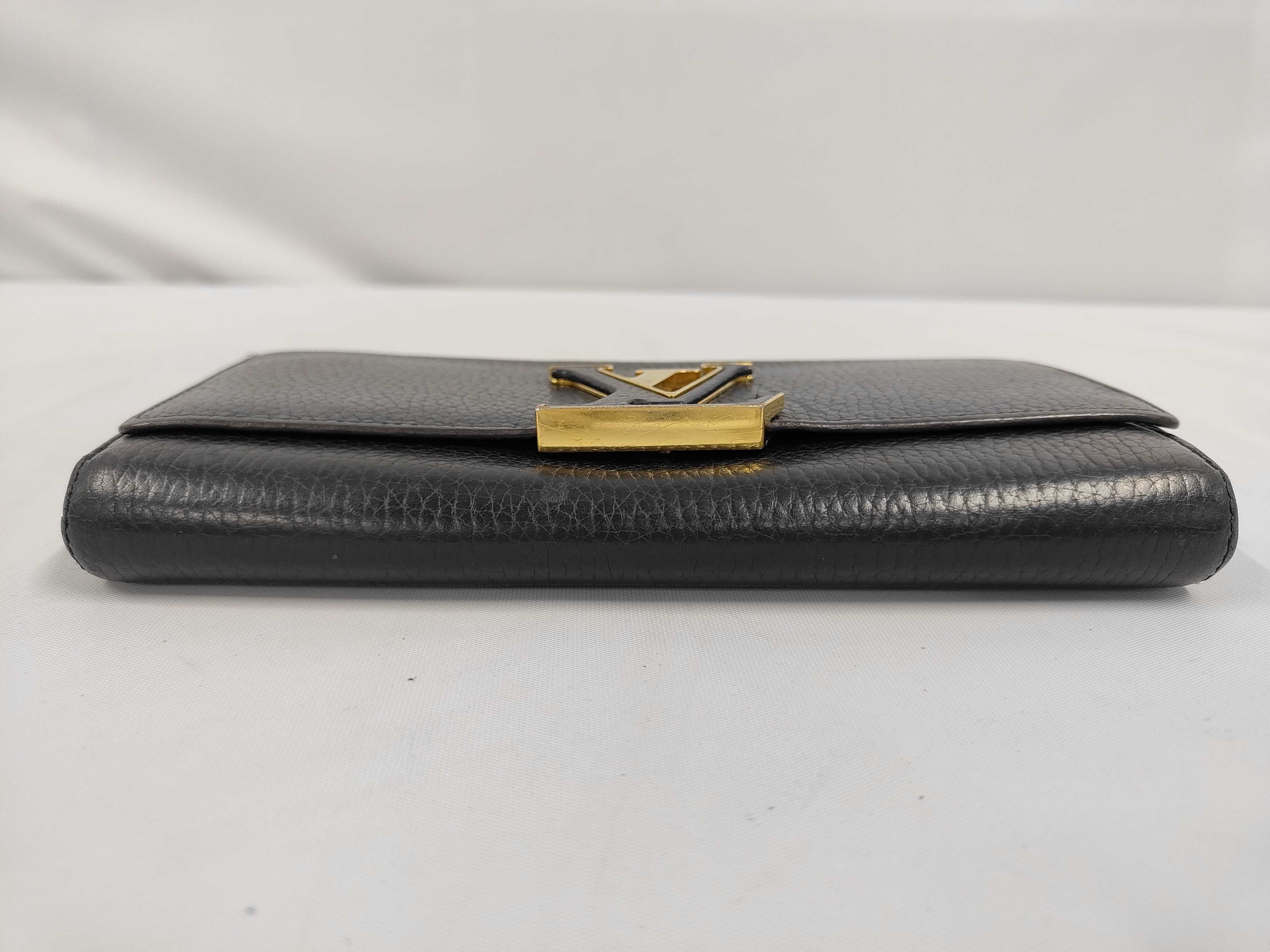 Portefeuille Capucines Long Wallet with LV Hardware M61248 Wallet — view 3