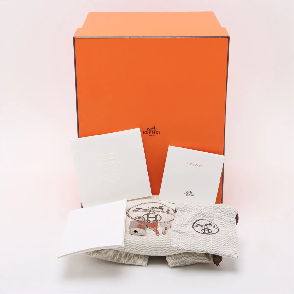 [Individually wrapped] Hermes Picotan Lock 18 PM Taurillon Clemence Black Silver Hardware K:2025 — view 9
